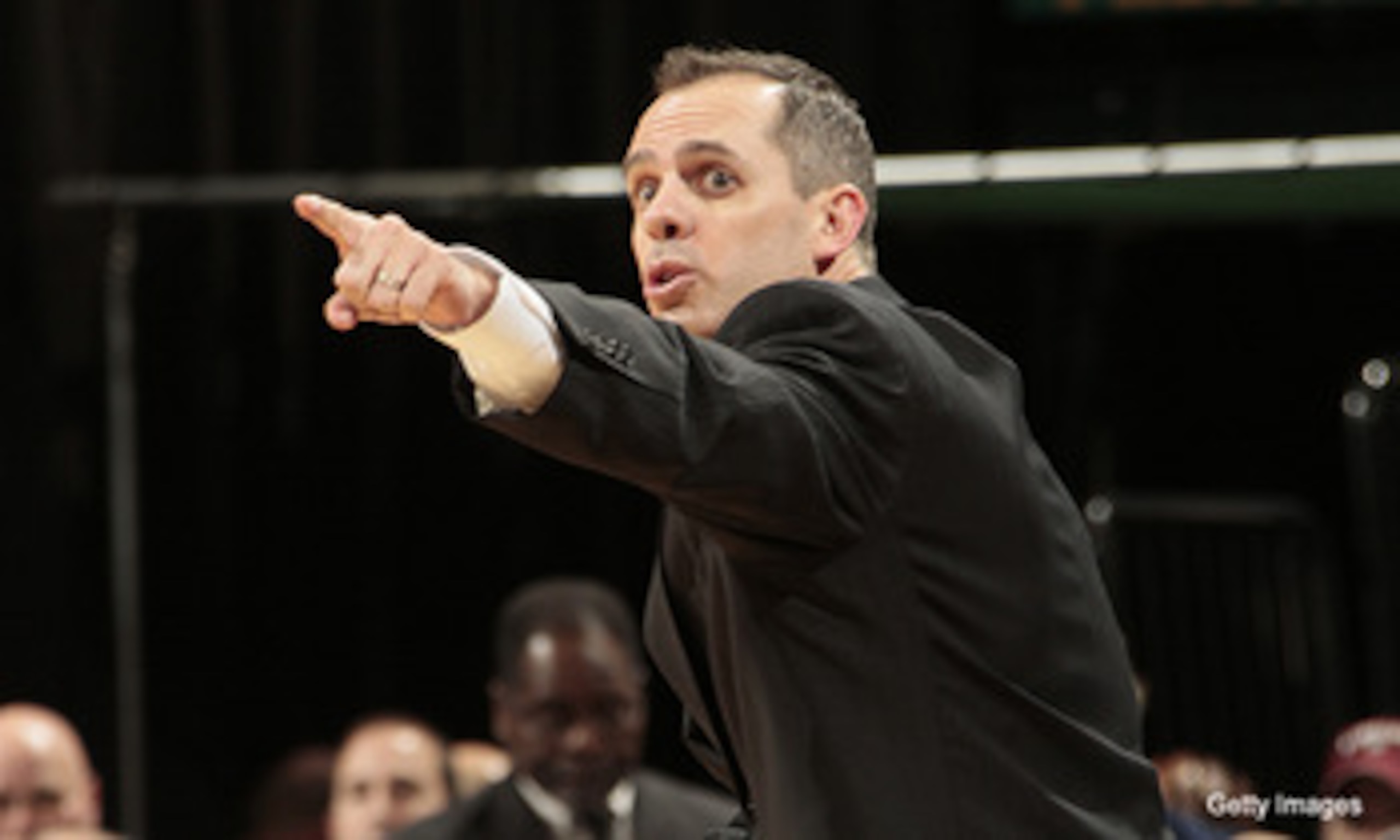 http://cdn.bleacherreport.net/images_root/slides/photos/000/716/734/frank-vogel-pointing_display_image.jpg?1297470758