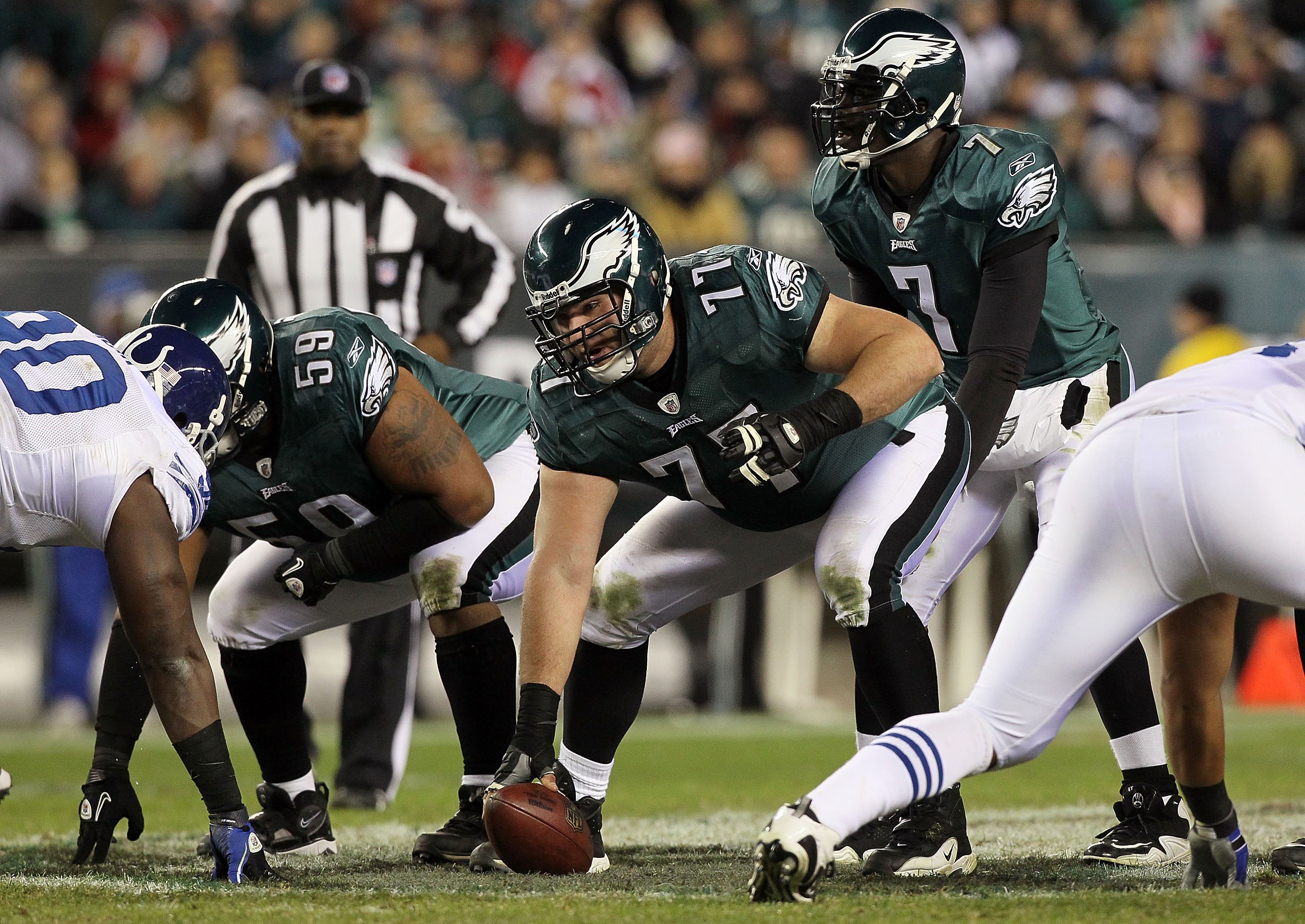 Eagles trade LS Jon Dorenbos to Saints for draft pick