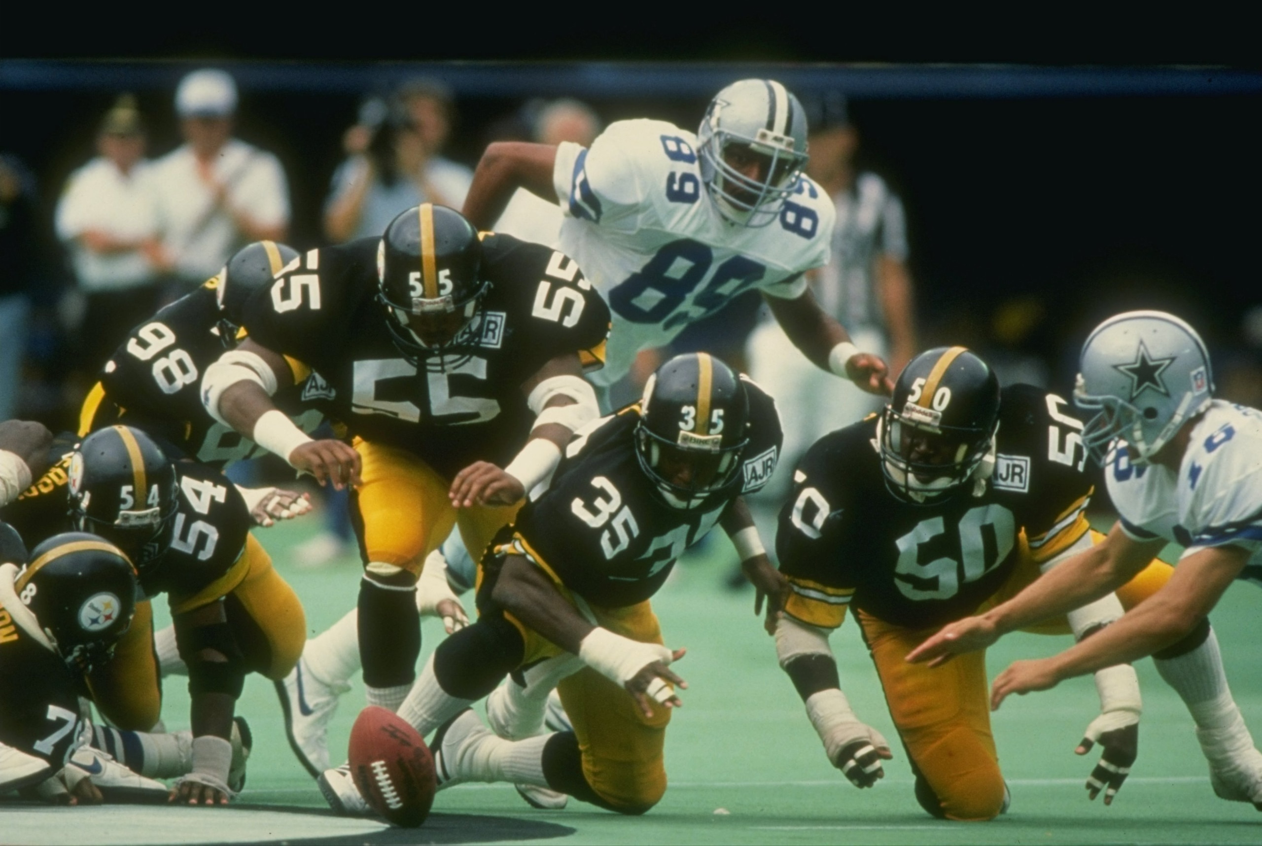 4 Sep 1988:  General view of a game between the Pittsburgh Steelers and the Dallas Cowboys at Three Rivers Stadium in Pittsburgh, Pennsylvania. Mandatory Credit: Allsport  /Allsport