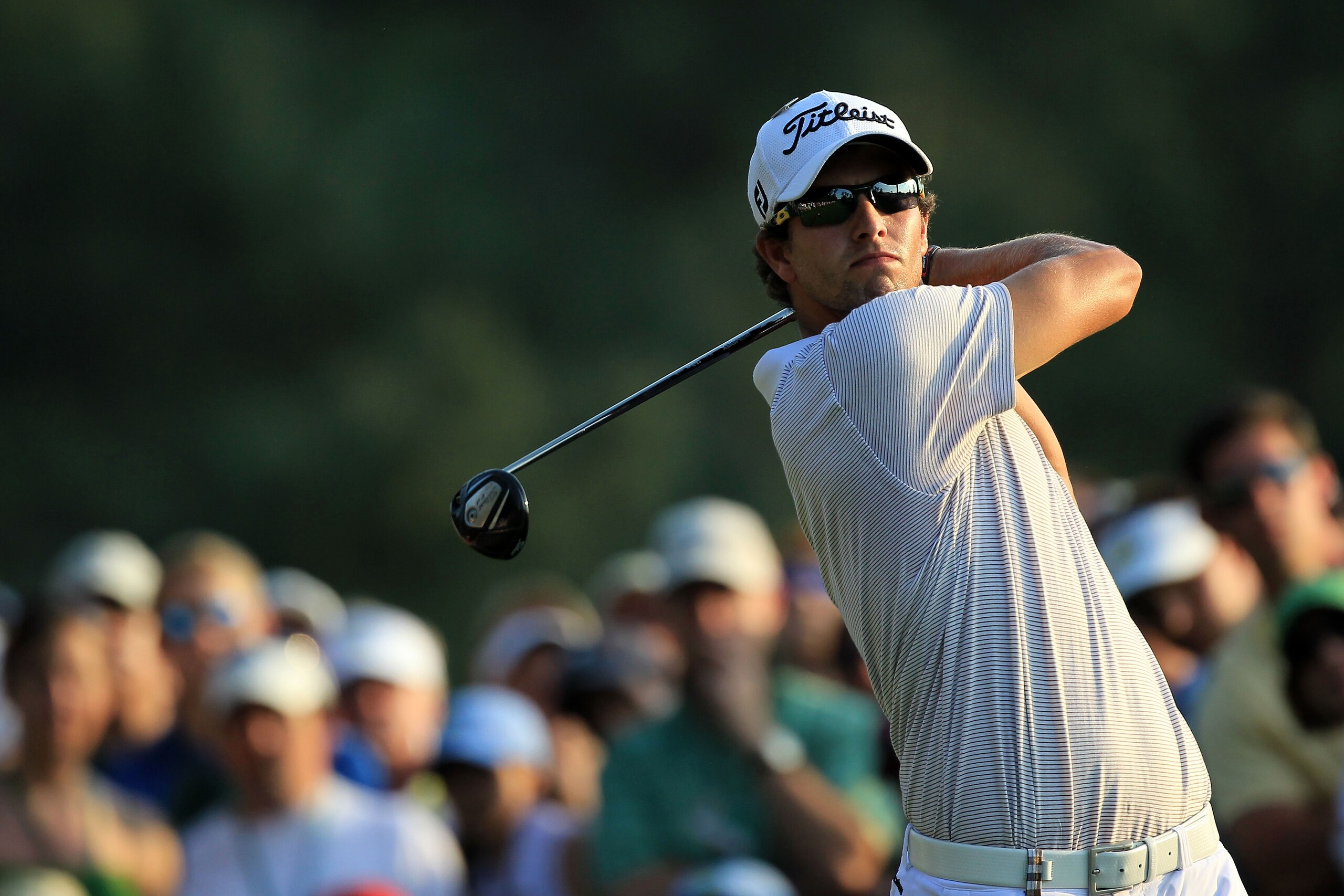 AUGUSTA, GA - APRIL 10:  Adam Scott of Australia watches his tee shot on the 18th hole during the final round of the 2011 Masters Tournament at Augusta National Golf Club on April 10, 2011 in Augusta, Georgia.  (Photo by David Cannon/Getty Images)