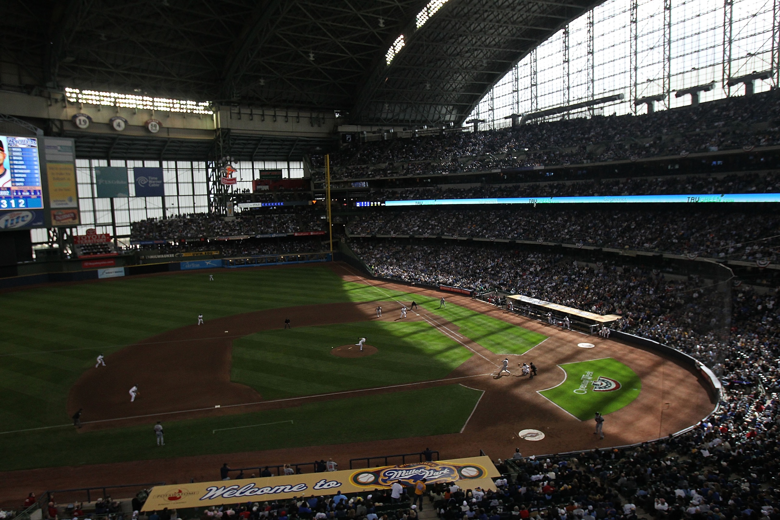 MILWAUKEE, WI - APRIL 04: Sunlight creeps along the first base line during the home opener between the Milwaukee Brewers and the Atlanta Braves at Miller Park on April 4, 2011 in Milwaukee, Wisconsin. The Braves defeated the Brewers 2-1. (Photo by Jonatha