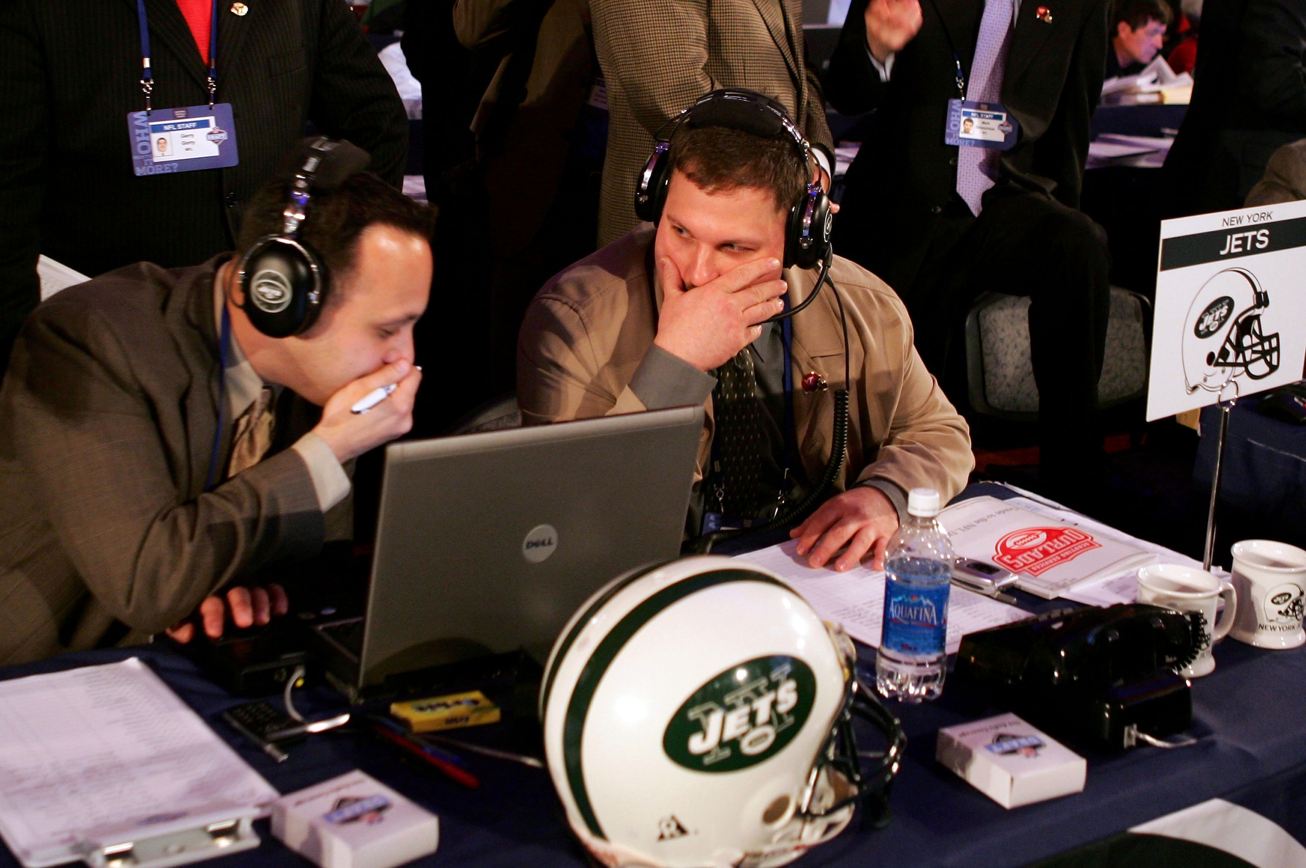 NEW YORK - APRIL 28:  Reprensentatives from the New York Jets make their draft selection during the 2007 NFL Draft on April 28, 2007 at Radio City Music Hall in New York, New York.  (Photo by Chris McGrath/Getty Images)