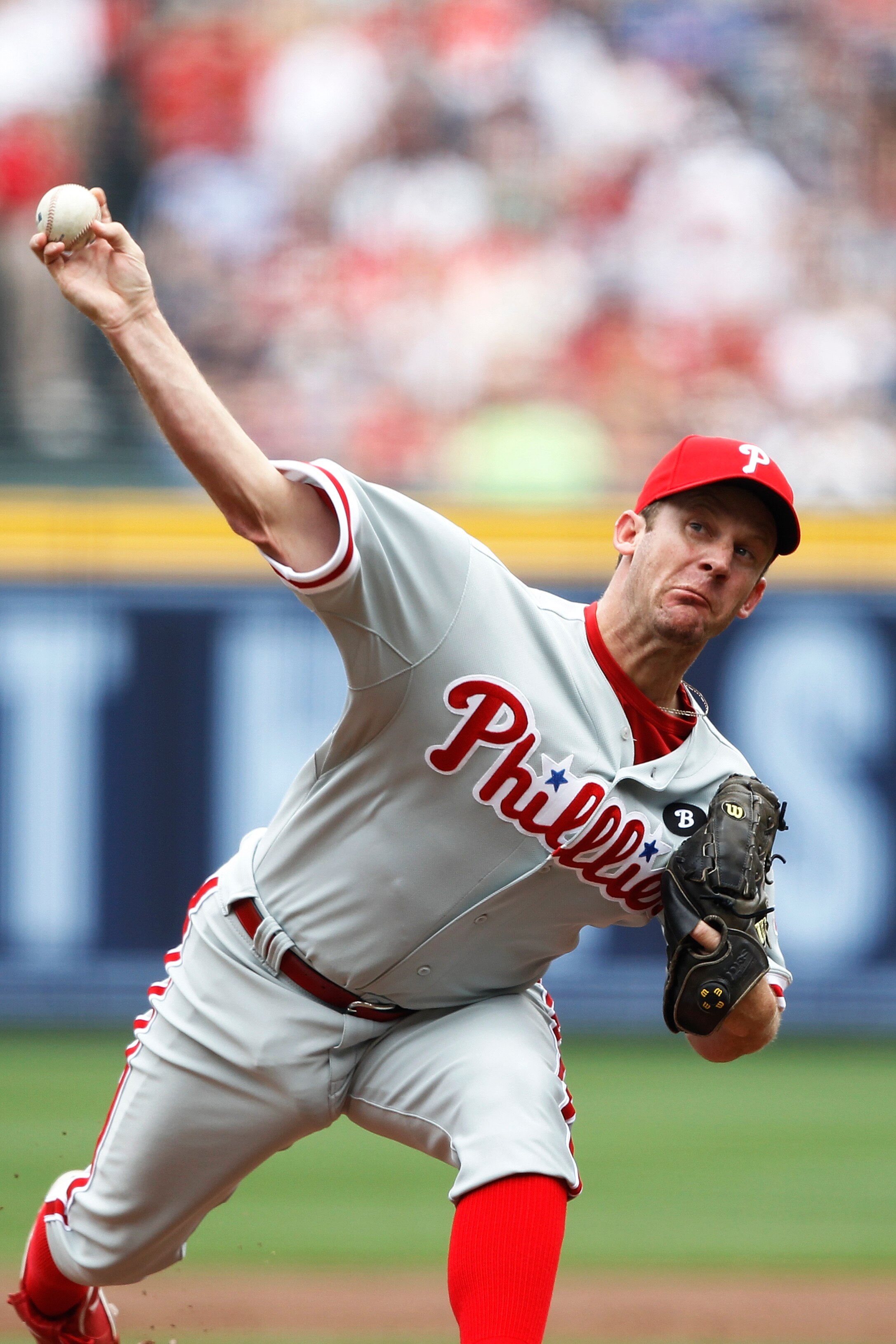 ATLANTA, GA - APRIL 9: Roy Oswalt #44 of the Philadelphia Phillies pitches against the Atlanta Braves at Turner Field on April 9, 2011 in Atlanta, Georgia. The Phillies won 10-2. (Photo by Joe Robbins/Getty Images) ATLANTA, GA - APRIL 9: Roy Oswalt #44 of the Philadelphia Phillies pitches against the Atlanta Braves at Turner Field on April 9, 2011 in Atlanta, Georgia. The Phillies won 10-2. (Photo by Joe Robbins/Getty Images)
