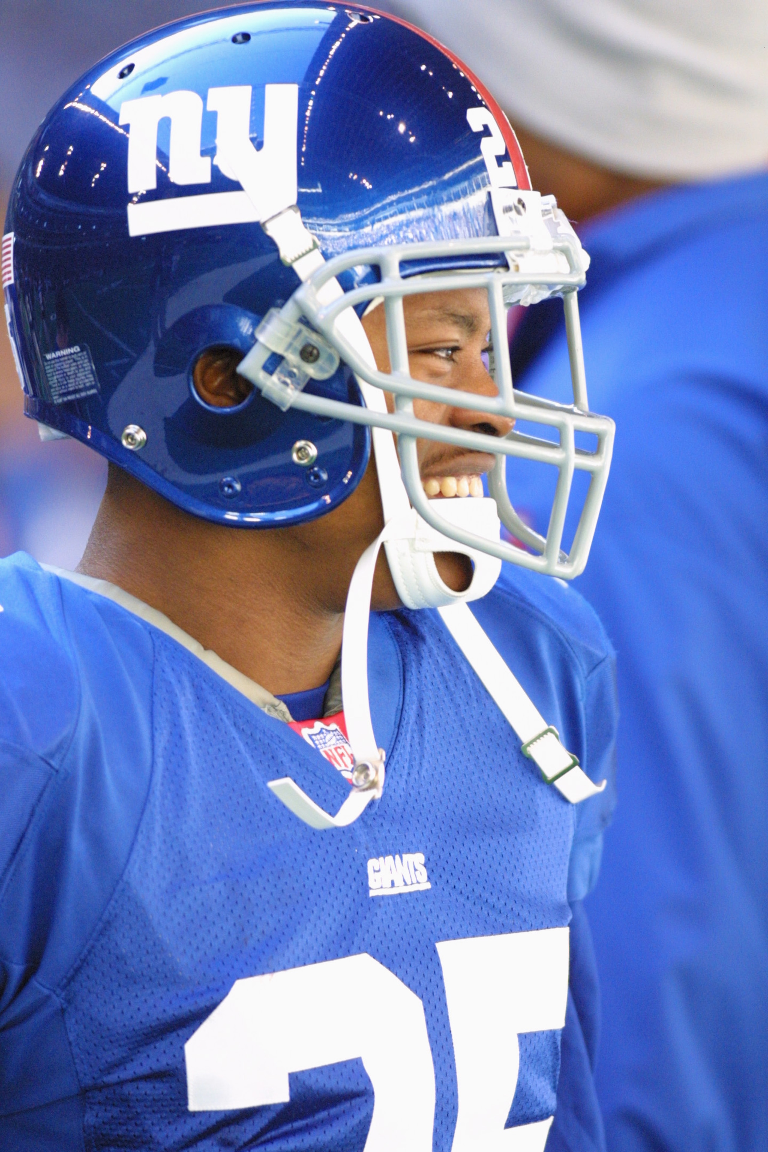 9 Dec 2001: Will Allen #25 of the New York Giants looks on against the Dallas Cowboys at Texas Stadium in Irving, TX. The Cowboys won 20-13. DIGITAL IMAGE. Mandatory Credit: Ronald Martinez/ALLSPORT 9 Dec 2001: Will Allen #25 of the New York Giants looks on against the Dallas Cowboys at Texas Stadium in Irving, TX. The Cowboys won 20-13. DIGITAL IMAGE. Mandatory Credit: Ronald Martinez/ALLSPORT
