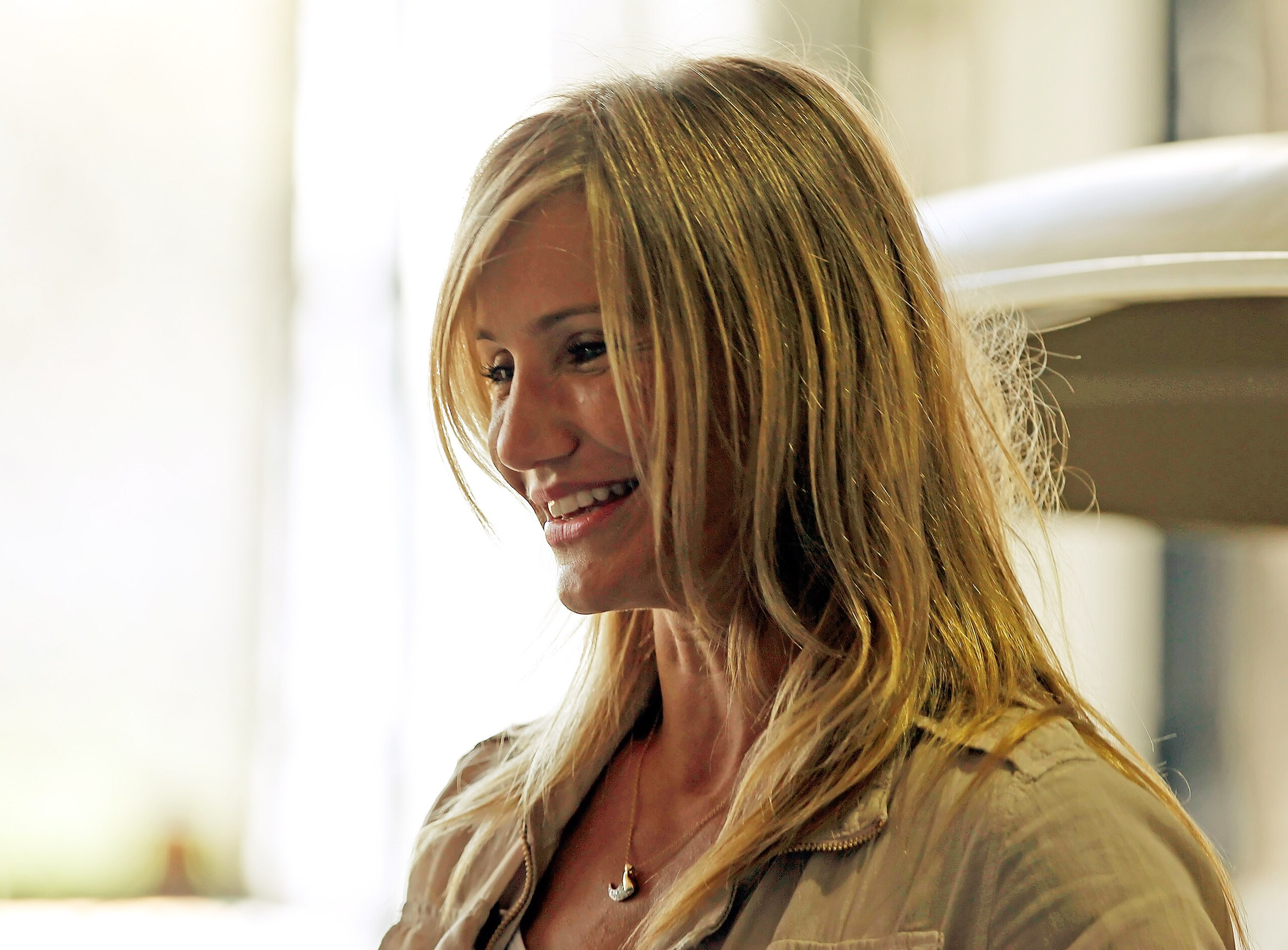 TAMPA, FL - FEBRUARY 26:  Actress Cameron Diaz smiles in the tunnel of George M. Steinbrenner Field during a Grapefruit League Spring Training Game between the New York Yankees and the Philadelphia Phillies on February 26, 2011 in Tampa, Florida.  (Photo