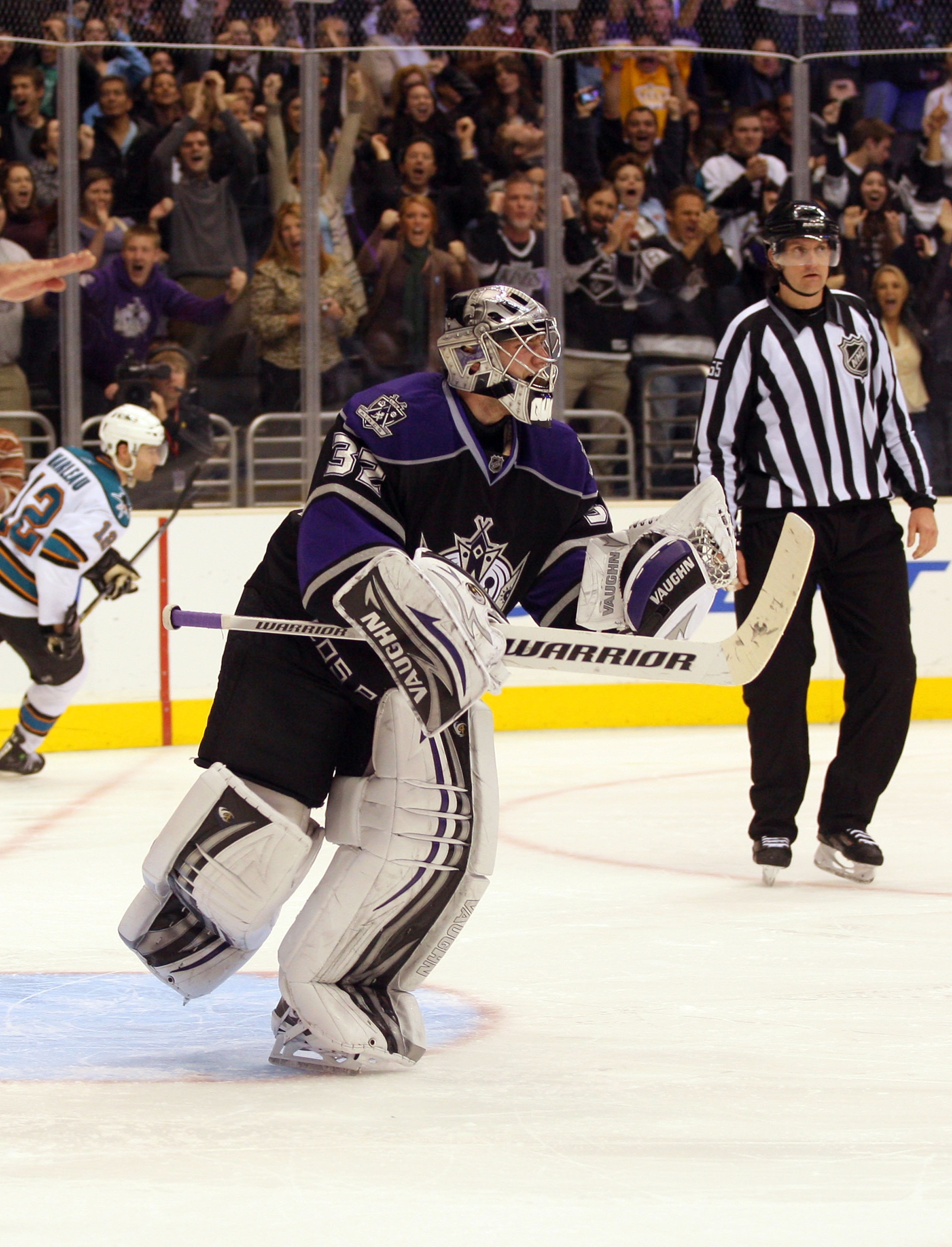 LOS ANGELES, CA - JANUARY 26: Goaltender Jonathan Quick #32 of the Los Angeles Kings reacts shortly after making a save against Patrick Marleau #12 of the San Jose Sharks in shootout overtime to win the game 3-2 at Staples Center on January 26, 2011 in L LOS ANGELES, CA - JANUARY 26: Goaltender Jonathan Quick #32 of the Los Angeles Kings reacts shortly after making a save against Patrick Marleau #12 of the San Jose Sharks in shootout overtime to win the game 3-2 at Staples Center on January 26, 2011 in L