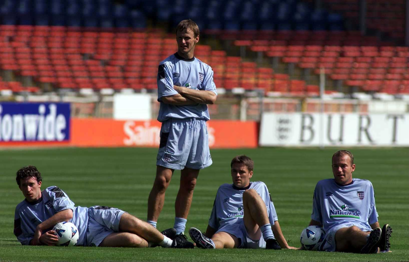 2 Sep 1999:  Robbie Fowler, Teddy Sheringham, Michael Owen and Alan Shearer of England take a breather during preparation for the Euro 2000 qualifier against Luxembourg at Wembley Stadium, London. Mandatory Credit: Laurence Griffiths/ALLSPORT