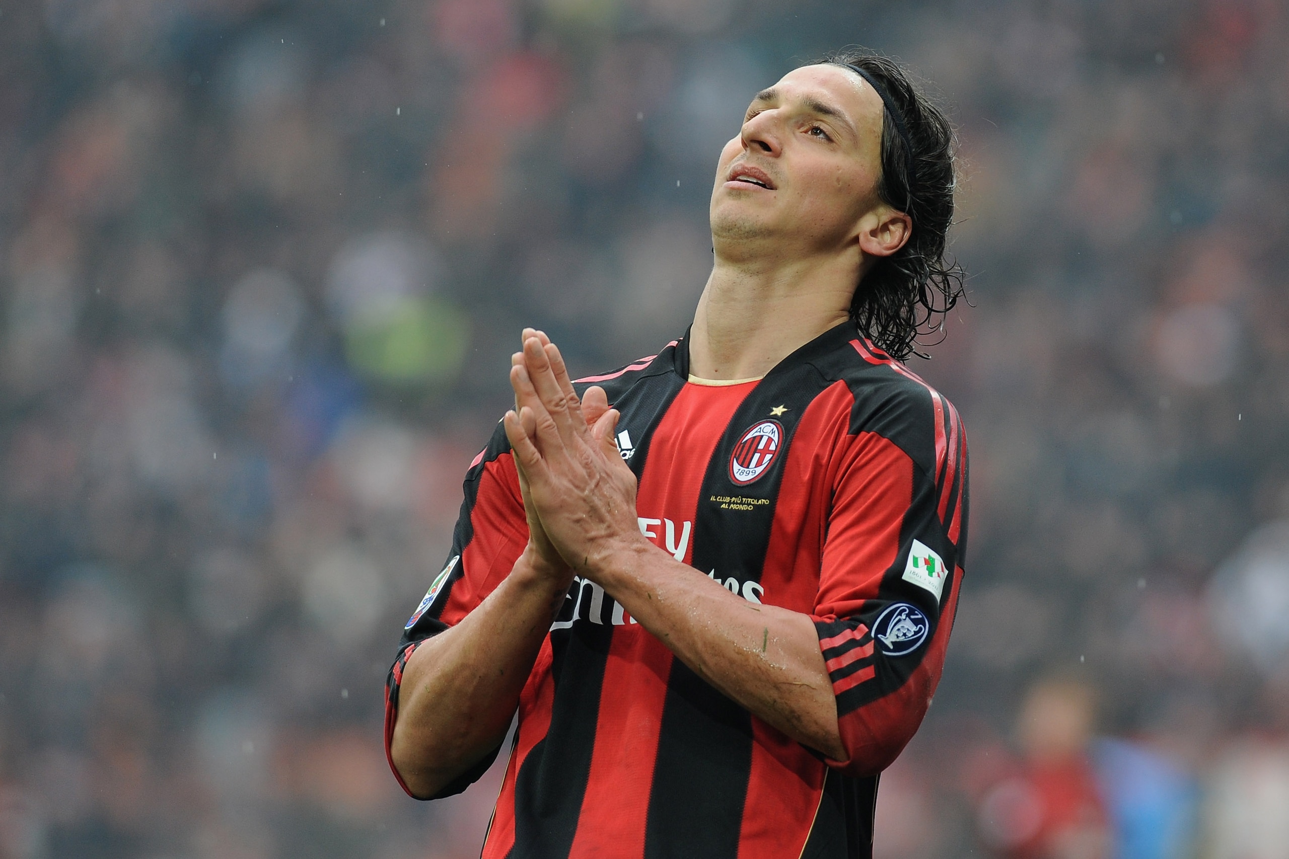 MILAN, ITALY - MARCH 13: Zlatan Ibrahimovic of AC Milan reacts during the Serie A match between AC Milan and AS Bari at Stadio Giuseppe Meazza on March 13, 2011 in Milan, Italy. (Photo by Valerio Pennicino/Getty Images) MILAN, ITALY - MARCH 13: Zlatan Ibrahimovic of AC Milan reacts during the Serie A match between AC Milan and AS Bari at Stadio Giuseppe Meazza on March 13, 2011 in Milan, Italy. (Photo by Valerio Pennicino/Getty Images)