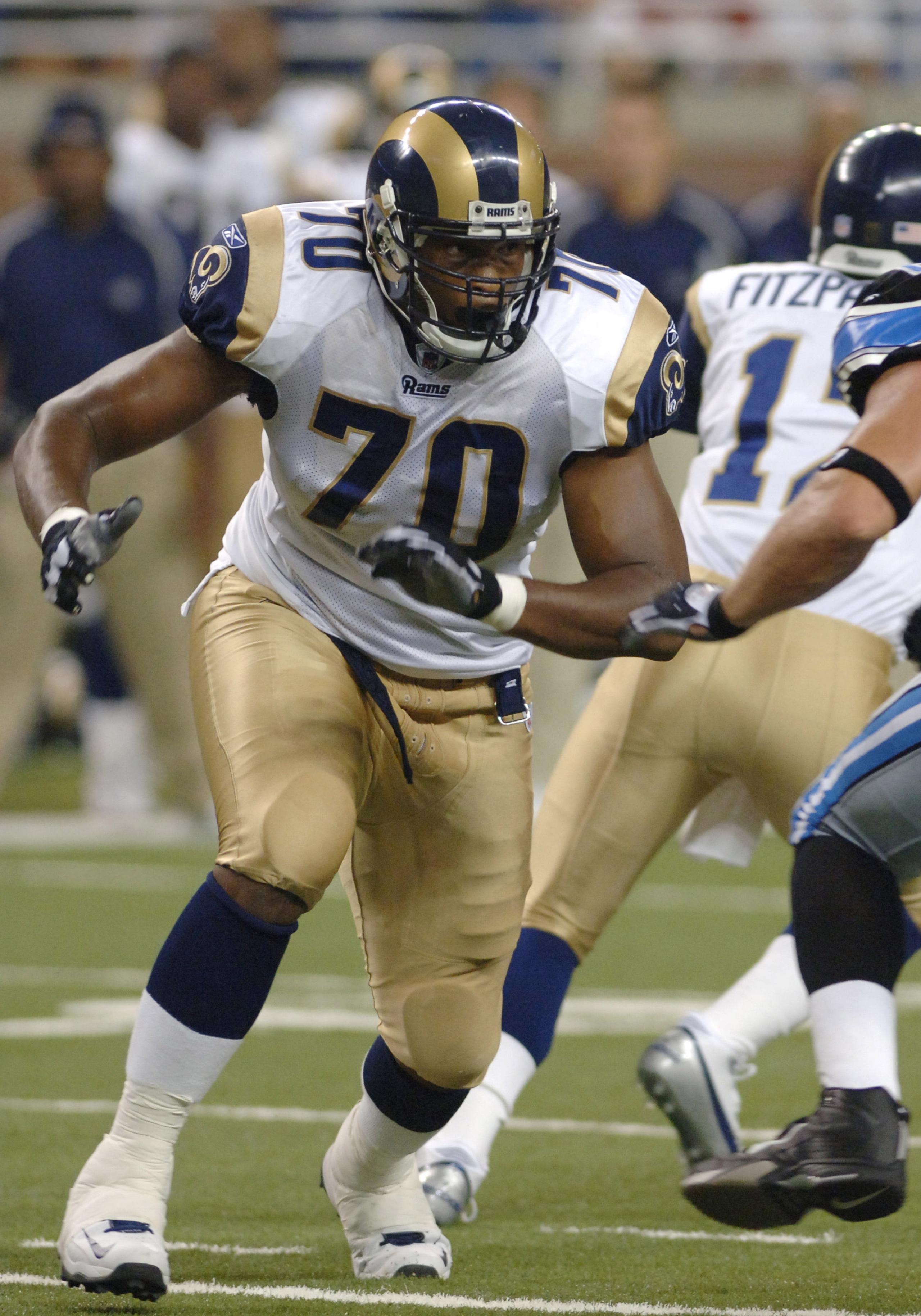 St. Louis Rams tackle Alex Barron sets to block against  the Detroit Lions in a pre-season game on August 29, 2005 at Ford Field, in Detroit, Michigan.  (Photo by Al Messerschmidt/Getty Images)