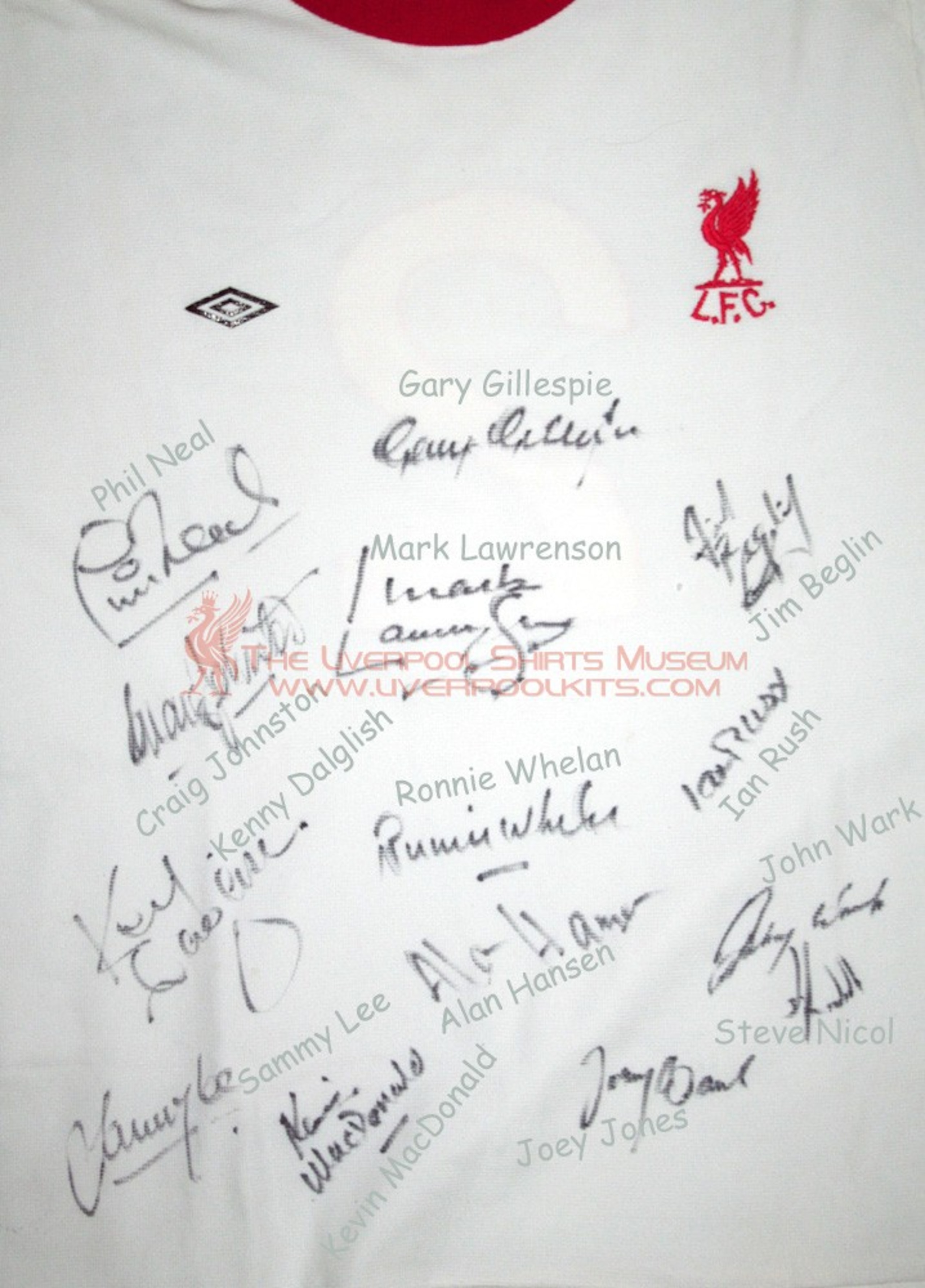 http://www.liverpoolkits.com/LFC74AP-c.jpg