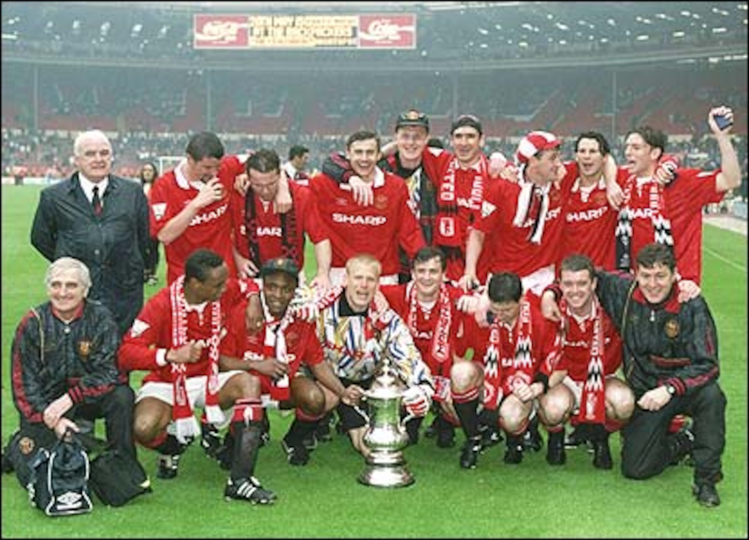 http://www.freewebs.com/footballontap/fa%20cup%20final%201994.jpg