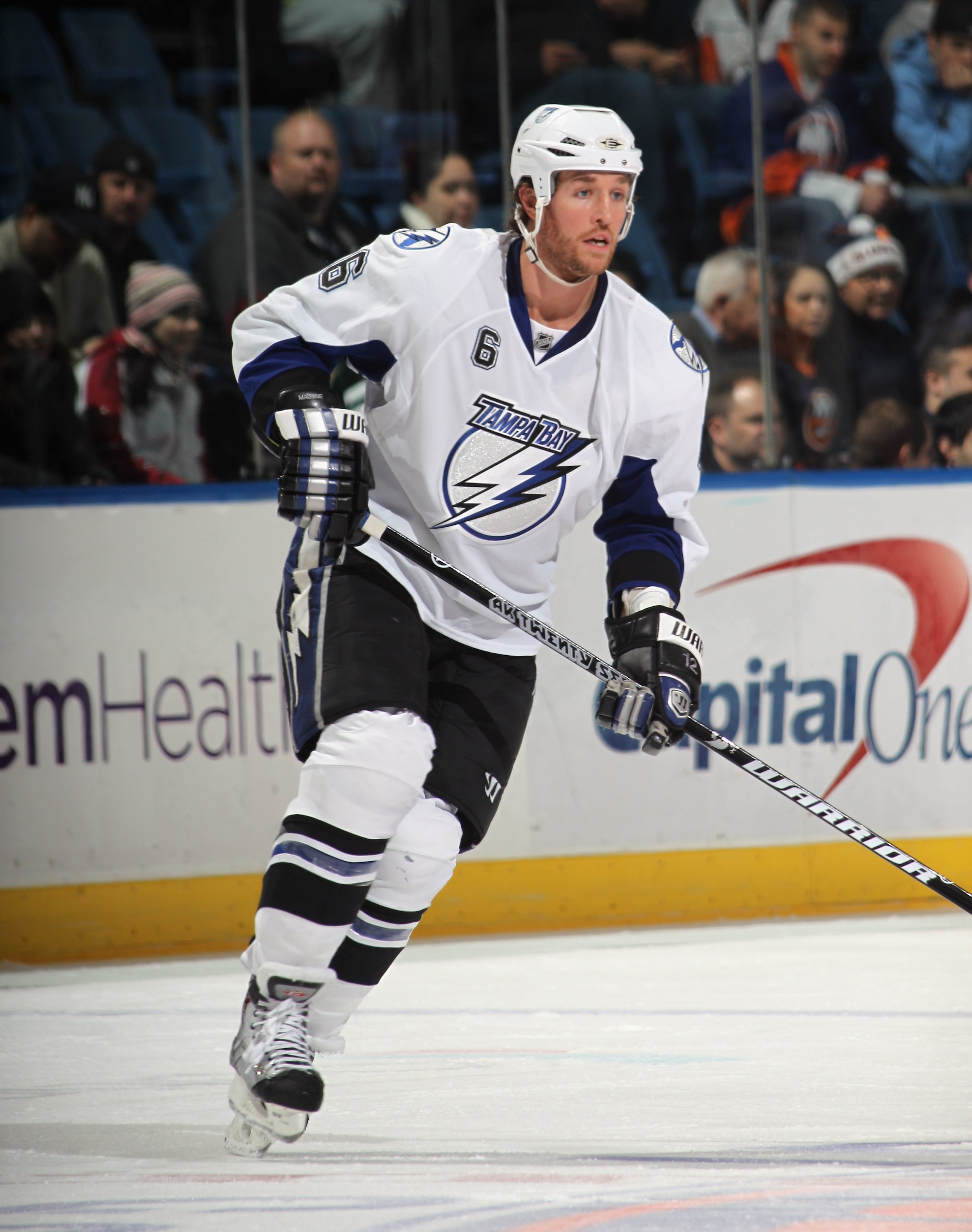 UNIONDALE, NY - DECEMBER 22:  Ryan Malone #6 of the Tampa Bay Lightning skates against the New York Islanders at the Nassau Coliseum on December 22, 2010 in Uniondale, New York.  (Photo by Bruce Bennett/Getty Images)