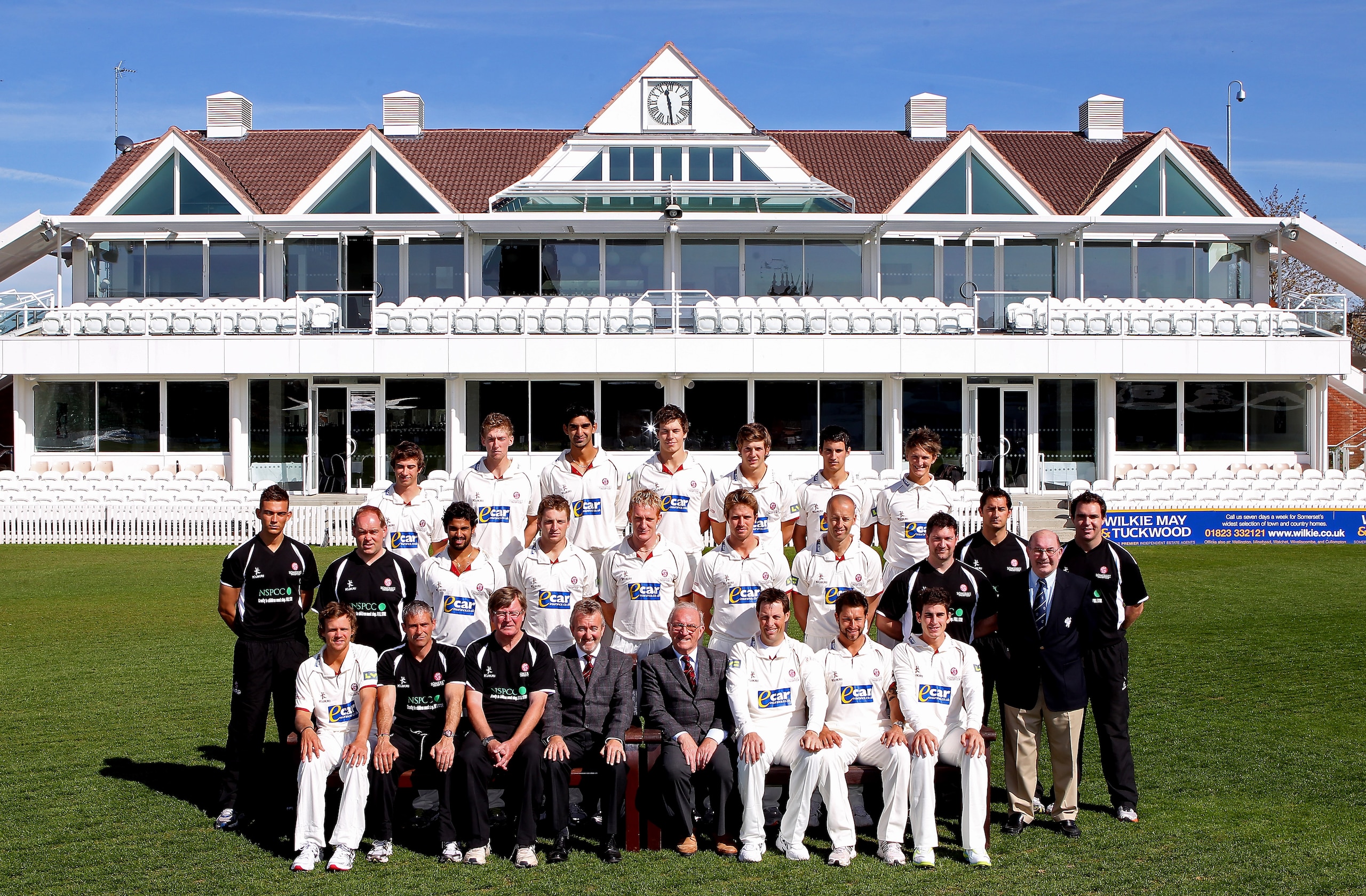 TAUNTON, ENGLAND - APRIL 07:  Members of the Somerset team pose for a group photograph during the Somerset CCC Photocall at the County Ground on April 7, 2011 in Taunton, England.  (Photo by Scott Heavey/Getty Images)