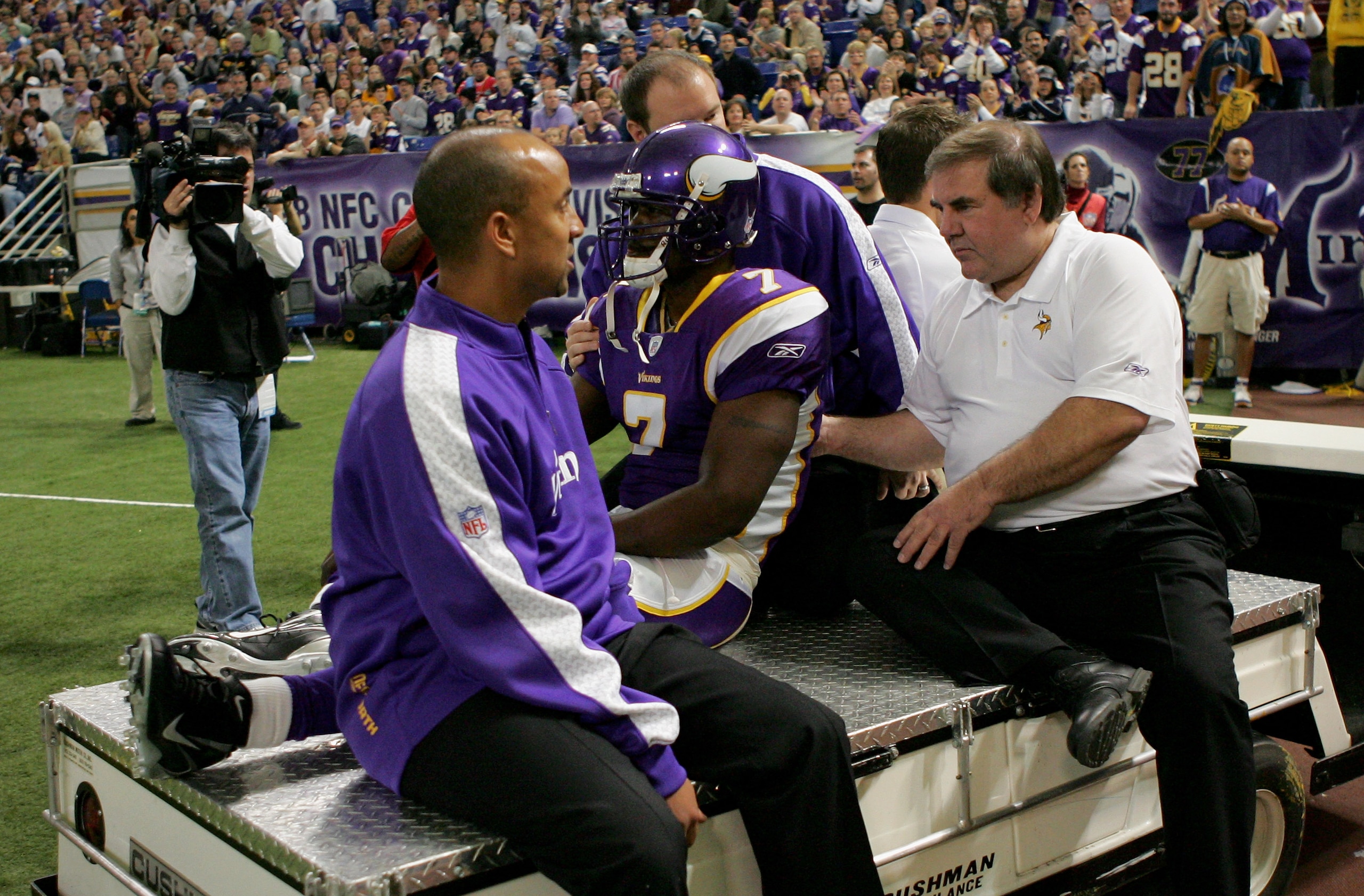 MINNEAPOLIS, MN - NOVEMBER 04:  Quarterback Tavaris Jackson #7 of the Minnesota Vikings is taken from the field near the end of the second quarter after being injured as he rushed against the San Diego Chargers at the Hubert H. Humphrey Metrodome on Novem