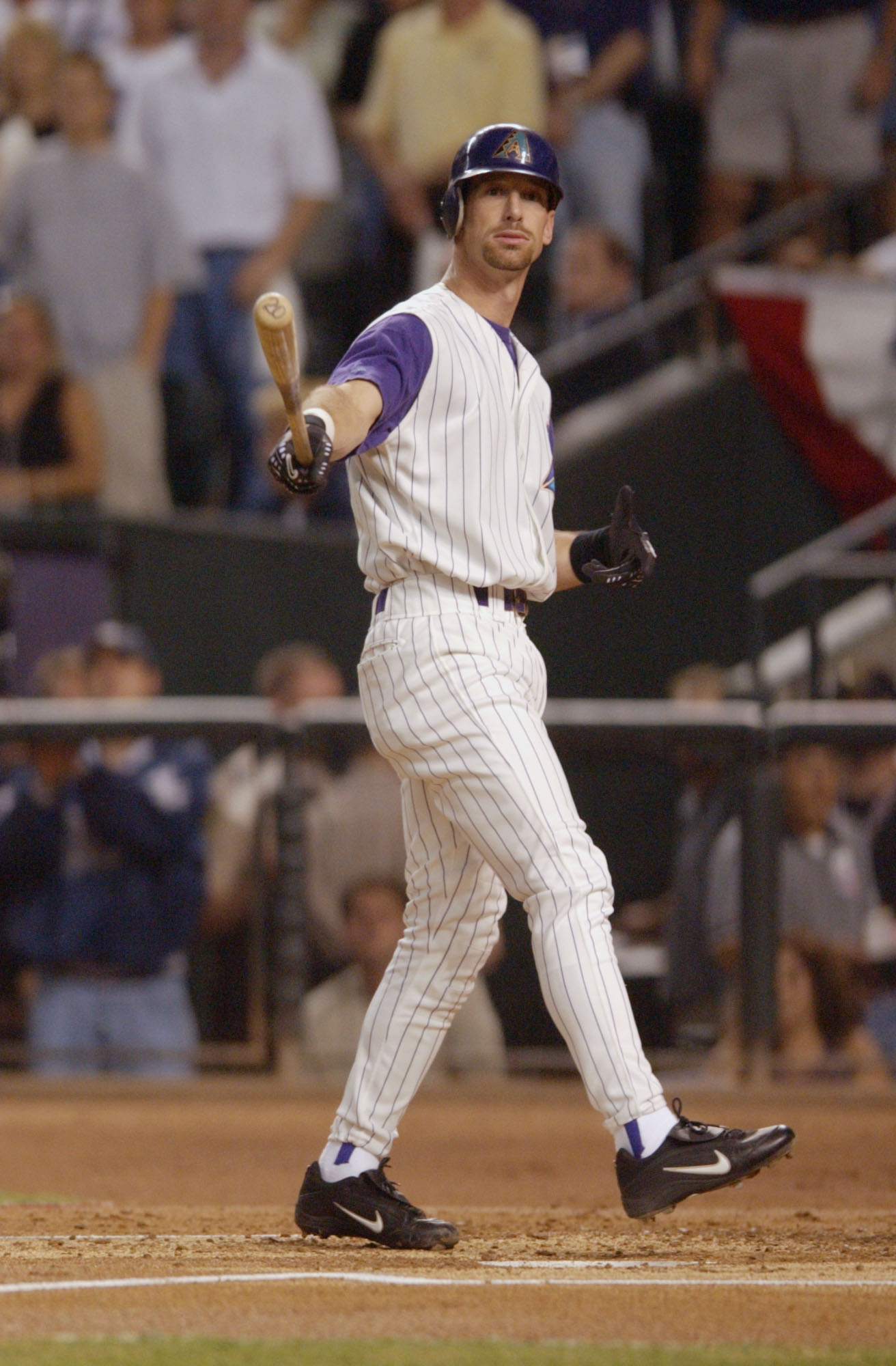 4 Nov 2001: Luis Gonzalez #20 of the Arizona Diamondbacks strikes out during game seven of the Major League Baseball World Series at Bank One Ballpark in Phoenix, Arizona. The Diamondbacks won 3-2 to capture the World Series title. DIGITAL IMAGE. Mandator