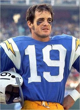 Closeup of San Diego Chargers Lance Alworth during game vs Boston