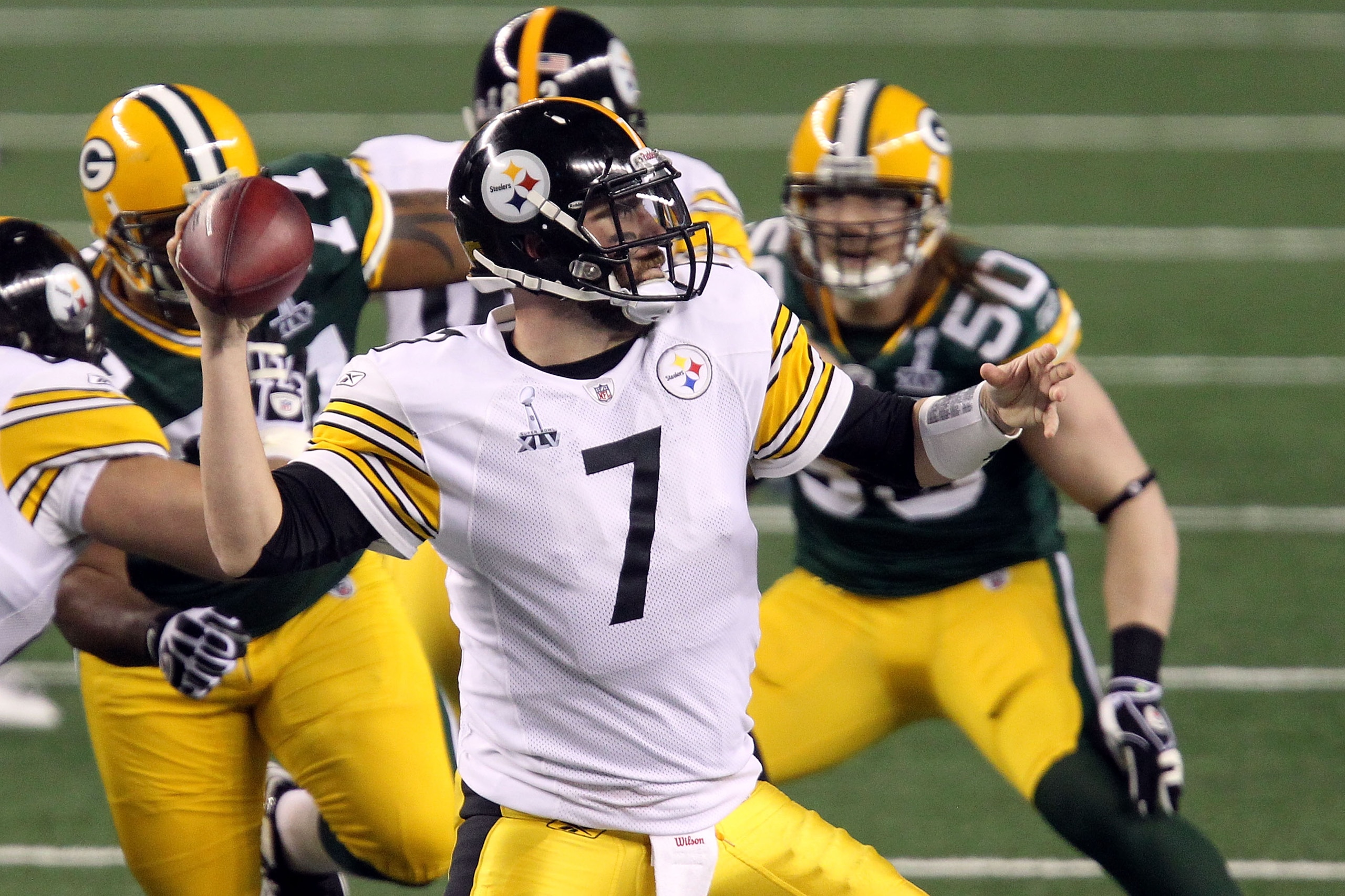 ARLINGTON, TX - FEBRUARY 06: Ben Roethlisberger #7 of the Pittsburgh Steelers looks to pass against the Green Bay Packers during Super Bowl XLV at Cowboys Stadium on February 6, 2011 in Arlington, Texas. (Photo by Mike Ehrmann/Getty Images) ARLINGTON, TX - FEBRUARY 06: Ben Roethlisberger #7 of the Pittsburgh Steelers looks to pass against the Green Bay Packers during Super Bowl XLV at Cowboys Stadium on February 6, 2011 in Arlington, Texas. (Photo by Mike Ehrmann/Getty Images)