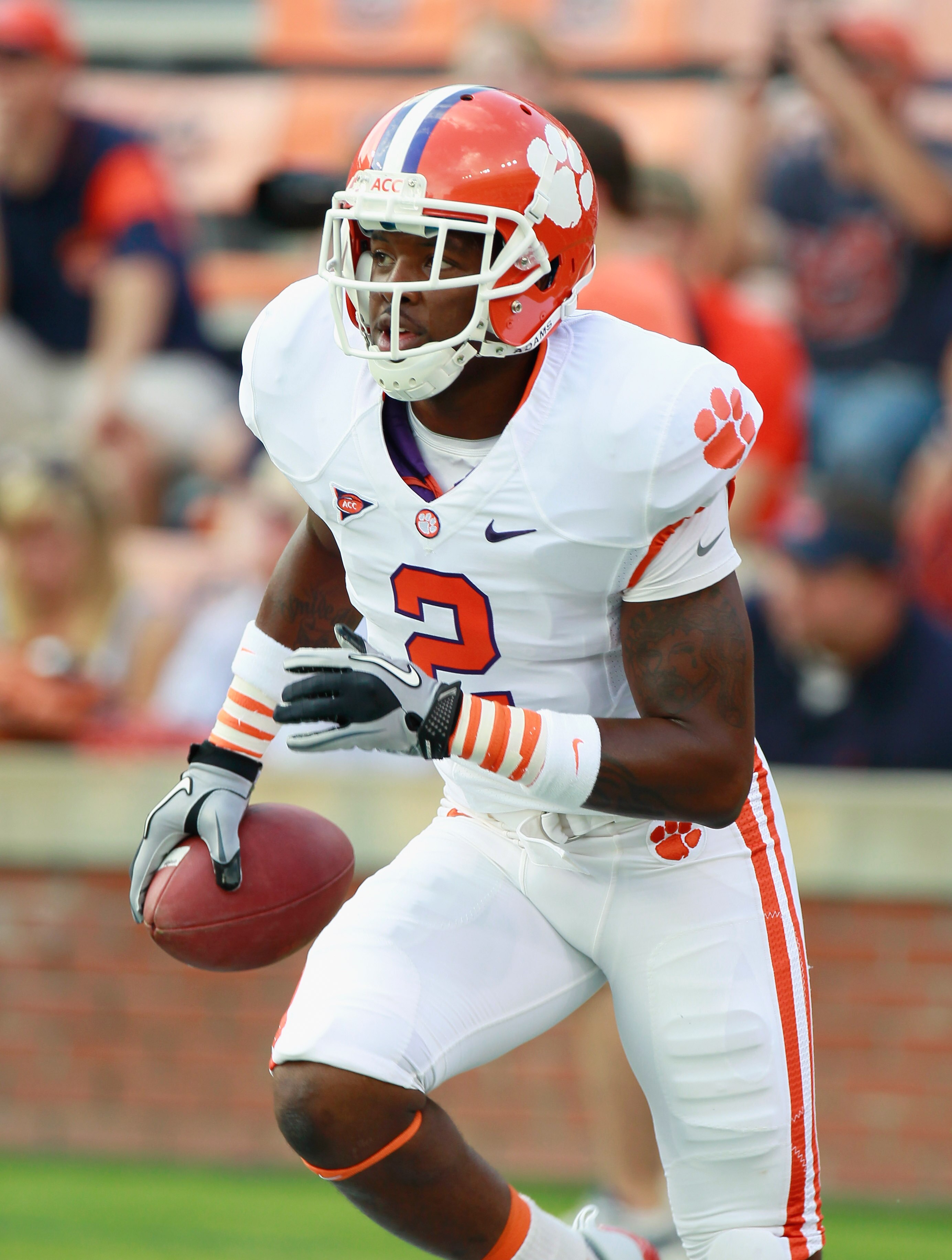 AUBURN, AL - SEPTEMBER 18:  DeAndre McDaniel #2 of the Clemson Tigers against the Auburn Tigers at Jordan-Hare Stadium on September 18, 2010 in Auburn, Alabama.  (Photo by Kevin C. Cox/Getty Images)