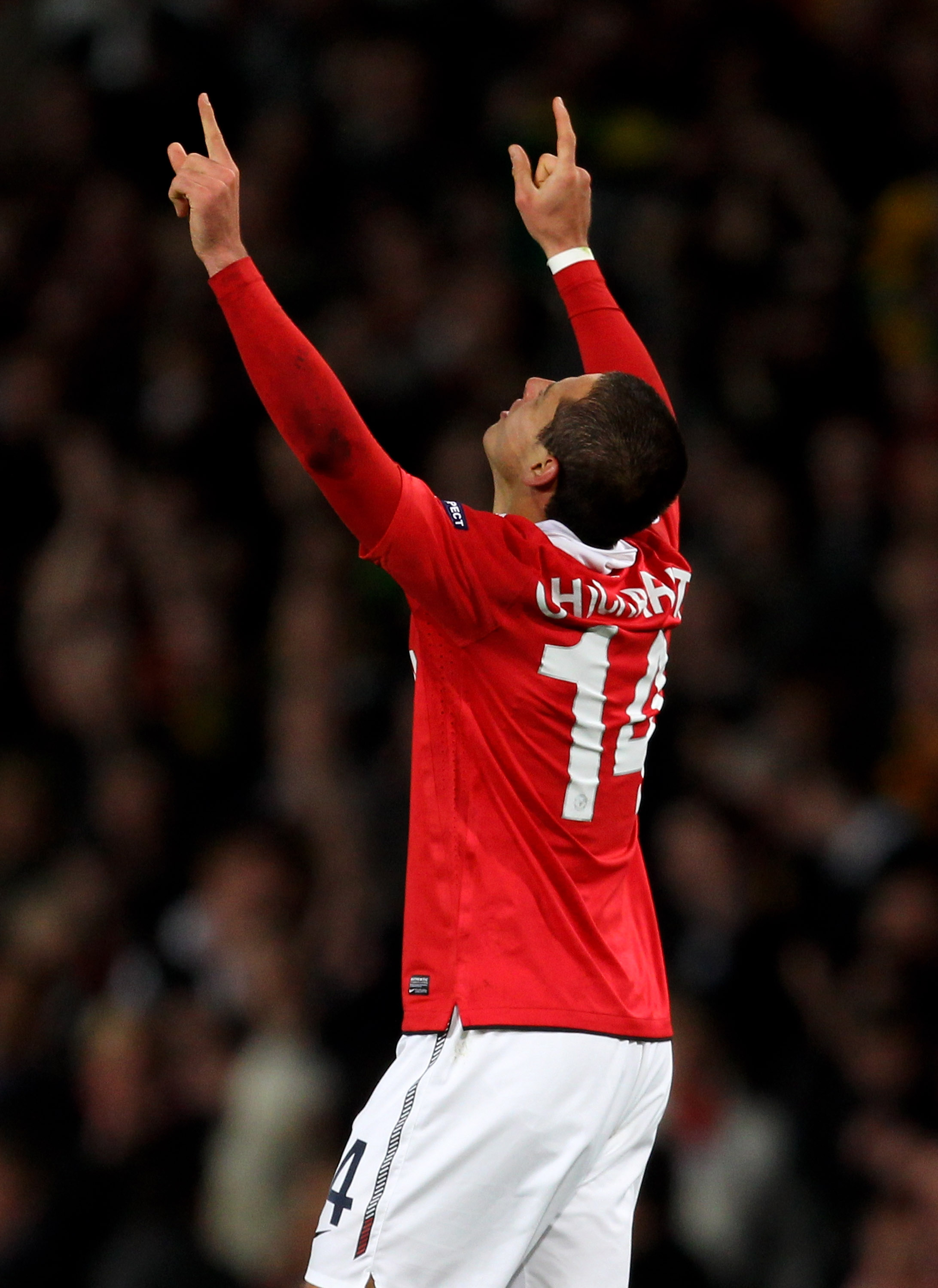 MANCHESTER, ENGLAND - APRIL 12:  Javier Hernandez of Manchester United celebrates scoring the opening goal during the UEFA Champions League Quarter Final second leg match between Manchester United and Chelsea at Old Trafford on April 12, 2011 in Mancheste