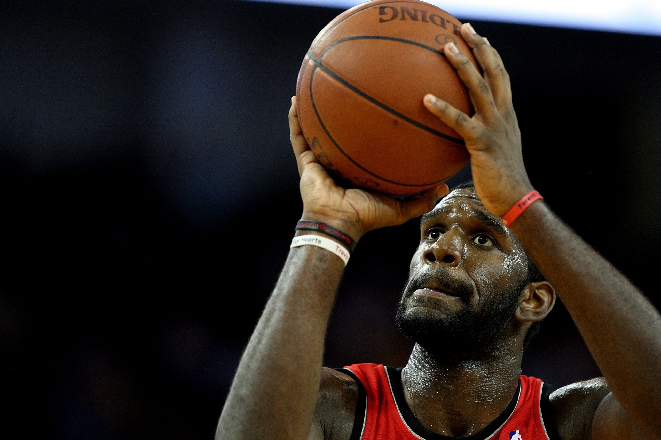 OAKLAND, CA - NOVEMBER 20: Greg Oden #52 of the Portland Trail Blazers shoots against the Golden State Warriors during an NBA game at Oracle Arena on November 20, 2009 in Oakland, California. (Photo by Jed Jacobsohn/Getty Images) OAKLAND, CA - NOVEMBER 20: Greg Oden #52 of the Portland Trail Blazers shoots against the Golden State Warriors during an NBA game at Oracle Arena on November 20, 2009 in Oakland, California. (Photo by Jed Jacobsohn/Getty Images)