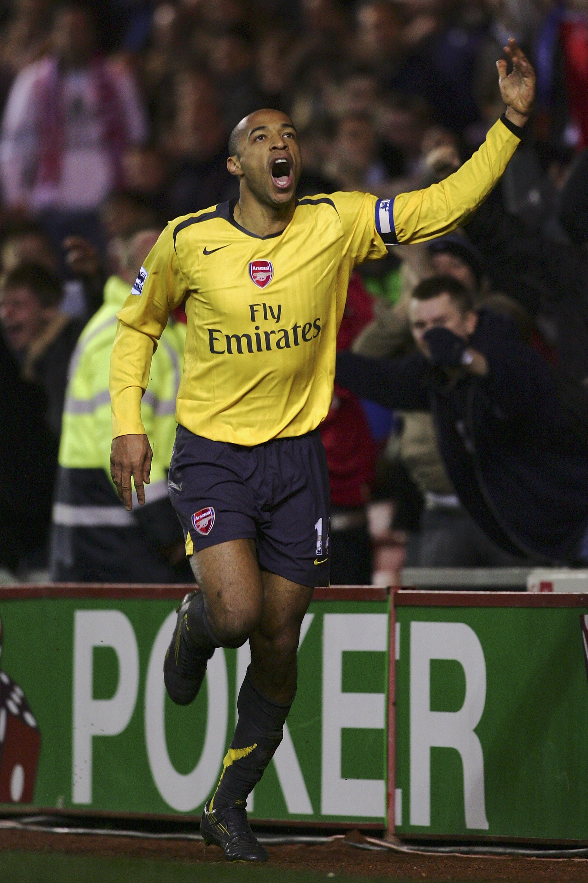 MIDDLESBROUGH, UNITED KINGDOM - FEBRUARY 03:  Thierry Henry of Arsenal celebrates scoring his team's first goal during the Barclays Premiership match between Middlesbrough and Arsenal at the Riverside Stadium on February 3, 2007 in Middlesbrough, England.