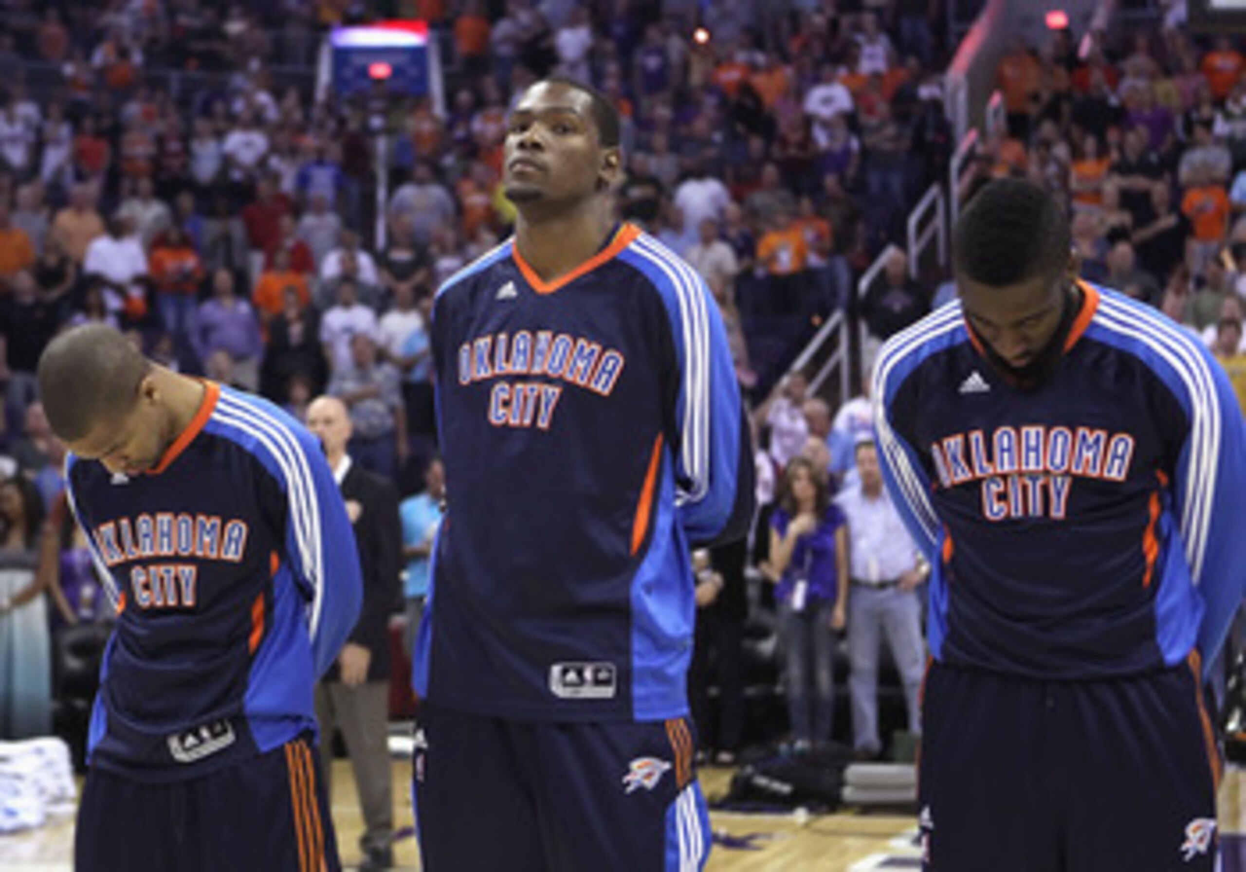 PHOENIX, AZ - MARCH 30: Kevin Durant #35 of the Oklahoma City Thunder before the NBA game against the Phoenix Suns at US Airways Center on March 30, 2011 in Phoenix, Arizona. The Thunder defeated the Suns 116-98. NOTE TO USER: User expressly acknowledg PHOENIX, AZ - MARCH 30: Kevin Durant #35 of the Oklahoma City Thunder before the NBA game against the Phoenix Suns at US Airways Center on March 30, 2011 in Phoenix, Arizona. The Thunder defeated the Suns 116-98. NOTE TO USER: User expressly acknowledg