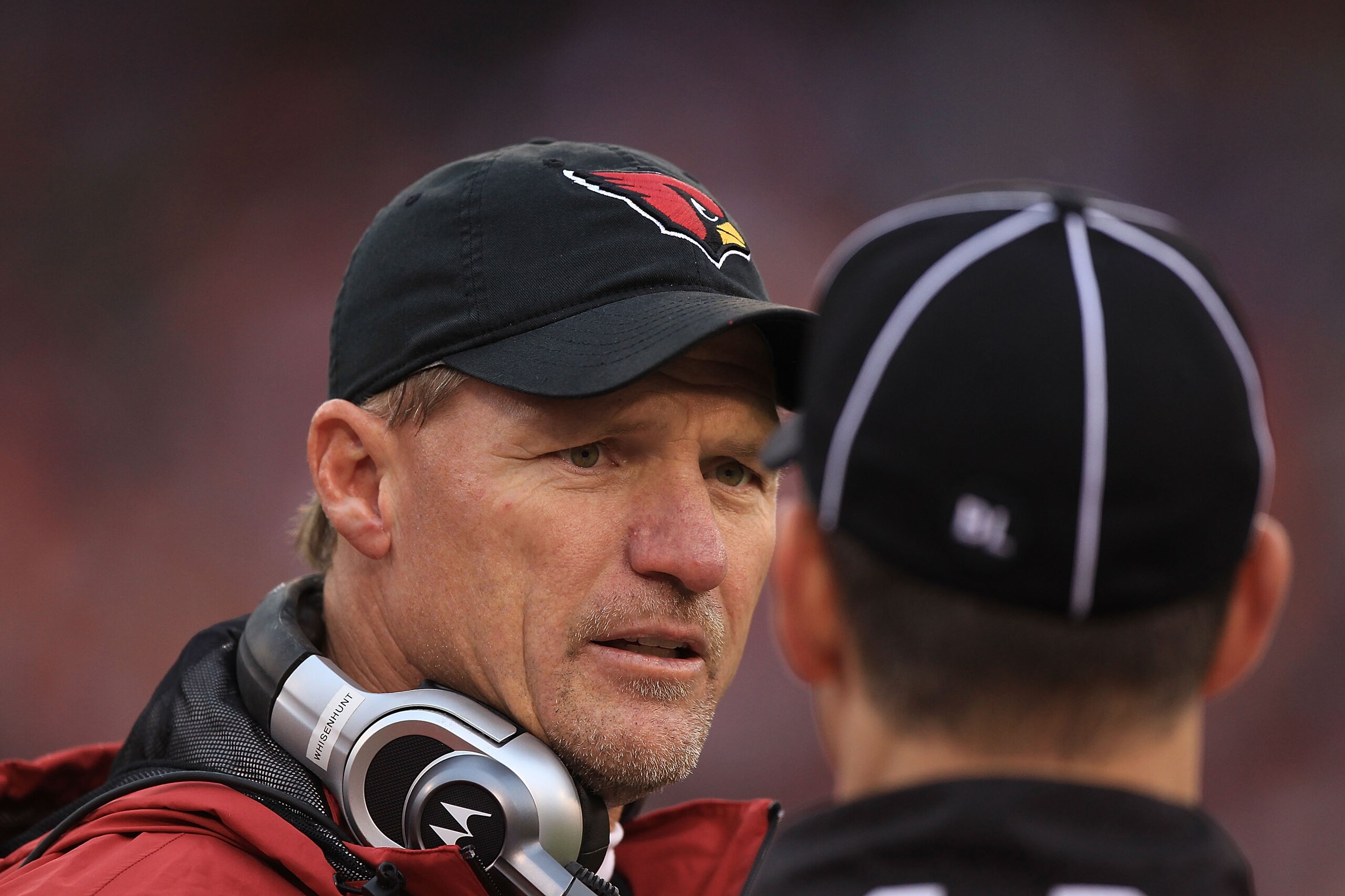 SAN FRANCISCO, CA - JANUARY 02:    Head coach Ken Wisenhunt of the Arizona Cardinals looks on against the San Francisco 49er during an NFL game at Candlestick Park on January 2, 2011 in San Francisco, California.  (Photo by Jed Jacobsohn/Getty Images)