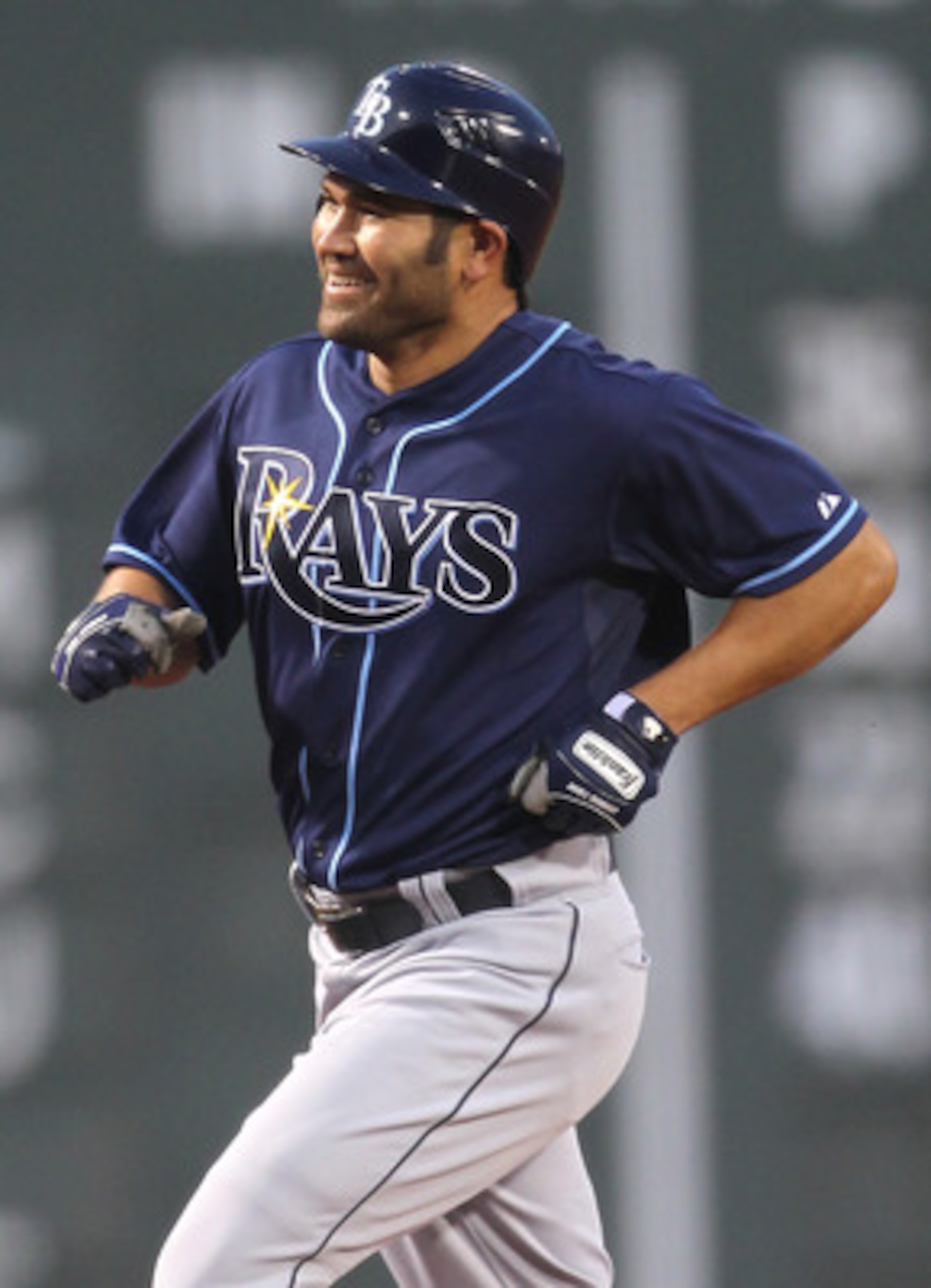 BOSTON, MA - APRIL 11: Johnny Damon #22 of the Tampa Bay Rays rounds the bases after hitting a home run in the first inning against the Boston Red Sox at Fenway Park April 11, 2011 in Boston, Massachusetts. (Photo by Jim Rogash/Getty Images) BOSTON, MA - APRIL 11: Johnny Damon #22 of the Tampa Bay Rays rounds the bases after hitting a home run in the first inning against the Boston Red Sox at Fenway Park April 11, 2011 in Boston, Massachusetts. (Photo by Jim Rogash/Getty Images)