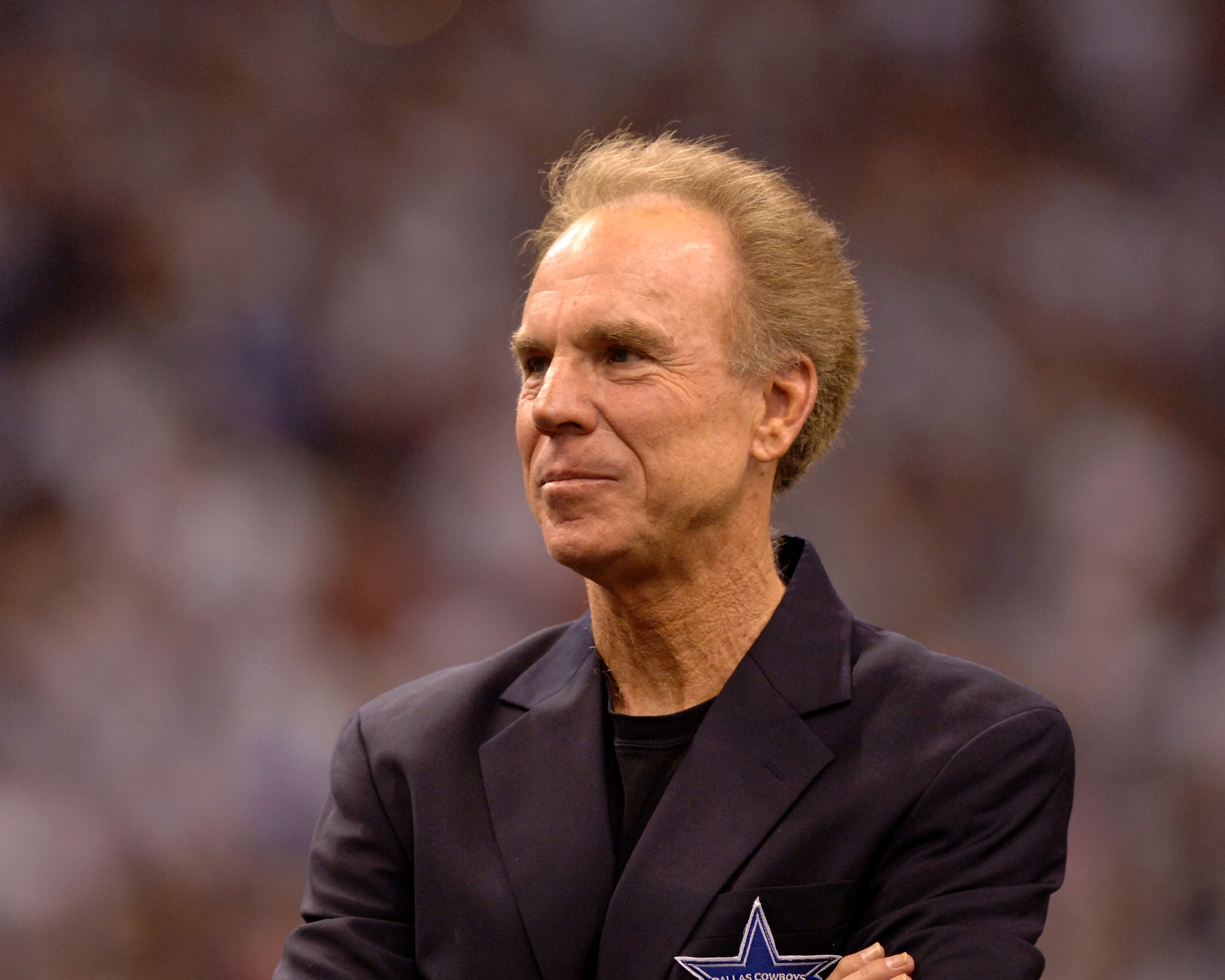 Dallas Cowboys great Roger Staubach on the sidelines during a Monday Night Football game September 19, 2005 in Irving, Texas. The Washington Skins defeated the Cowboys 14 - 13. (Photo by Al Messerschmidt/Getty Images) Dallas Cowboys great Roger Staubach on the sidelines during a Monday Night Football game September 19, 2005 in Irving, Texas. The Washington Skins defeated the Cowboys 14 - 13. (Photo by Al Messerschmidt/Getty Images)