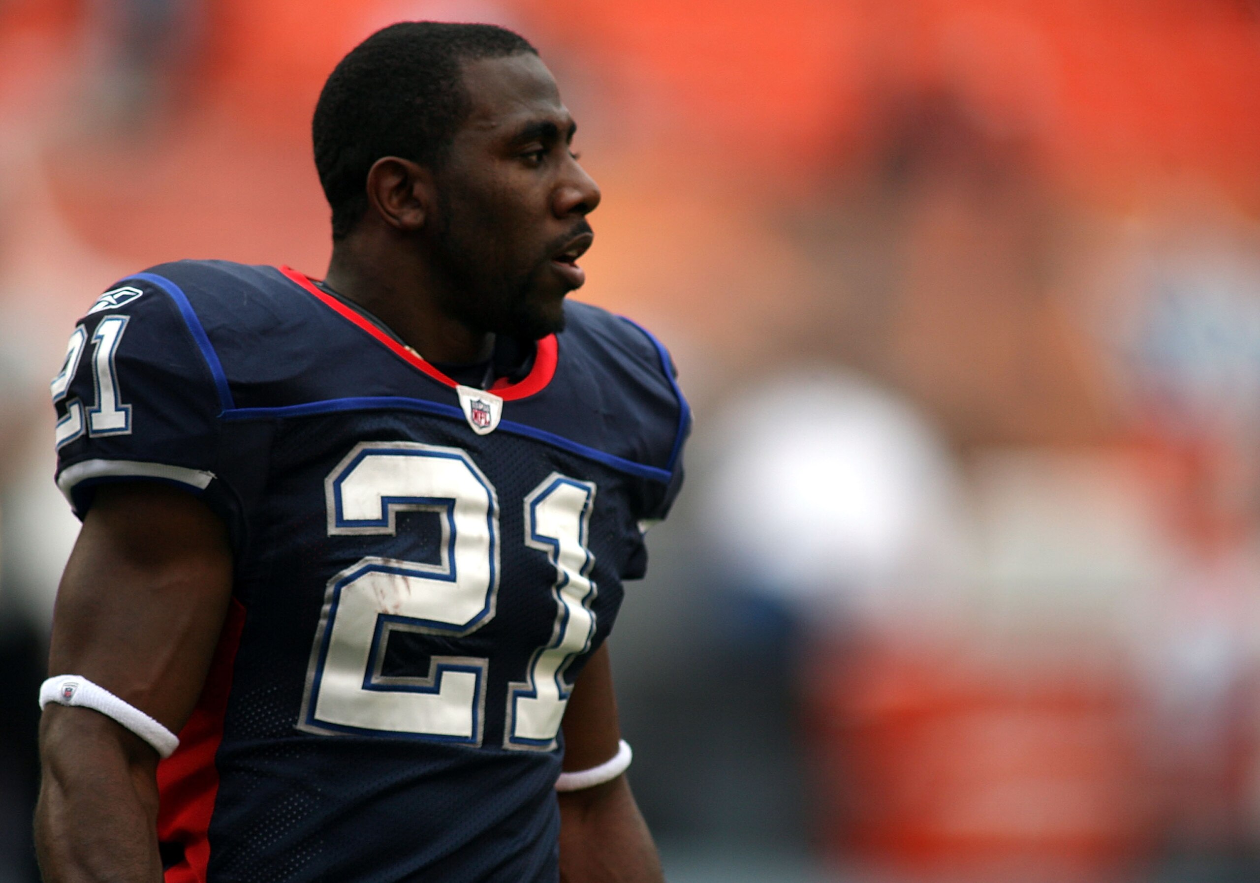 MIAMI - DECEMBER 19: Running Back C.J. Spiller #21 of the Buffalo Bills runs against the Miami Dolphins at Sun Life Stadium on December 19, 2010 in Miami, Florida.The Bills defeated the Dolphins 17-14. (Photo by Marc Serota/Getty Images) MIAMI - DECEMBER 19: Running Back C.J. Spiller #21 of the Buffalo Bills runs against the Miami Dolphins at Sun Life Stadium on December 19, 2010 in Miami, Florida.The Bills defeated the Dolphins 17-14. (Photo by Marc Serota/Getty Images)