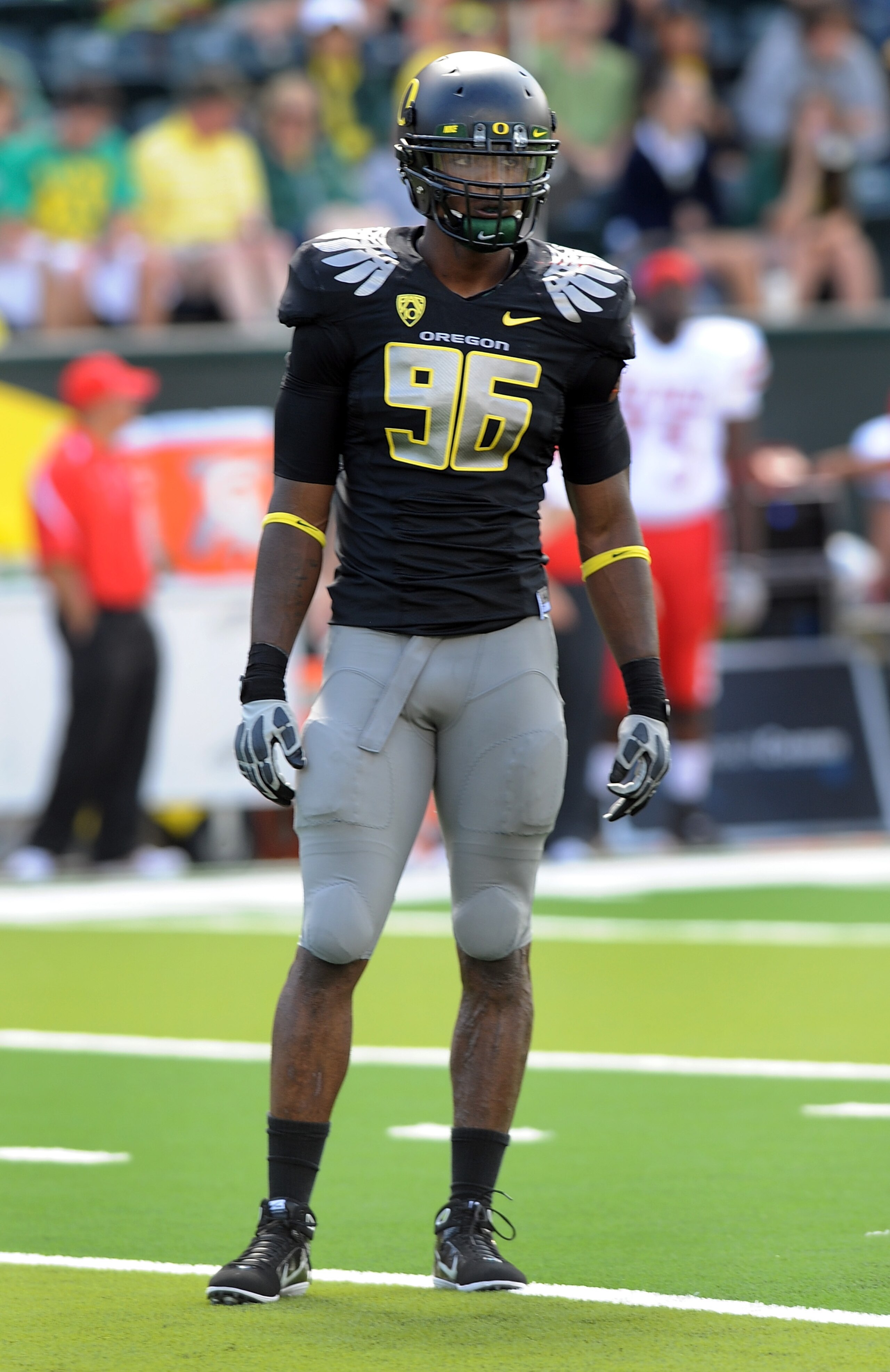 EUGENE, OR - SEPTEMBER 04: Defensive end Dion Jordan #96 of the Oregon Ducks gets set at the line of scrimmage in the second quarter of the game against the New Mexico Lobos at Autzen Stadium on September 4, 2010 in Eugene, Oregon. Oregon won the game 72 EUGENE, OR - SEPTEMBER 04: Defensive end Dion Jordan #96 of the Oregon Ducks gets set at the line of scrimmage in the second quarter of the game against the New Mexico Lobos at Autzen Stadium on September 4, 2010 in Eugene, Oregon. Oregon won the game 72
