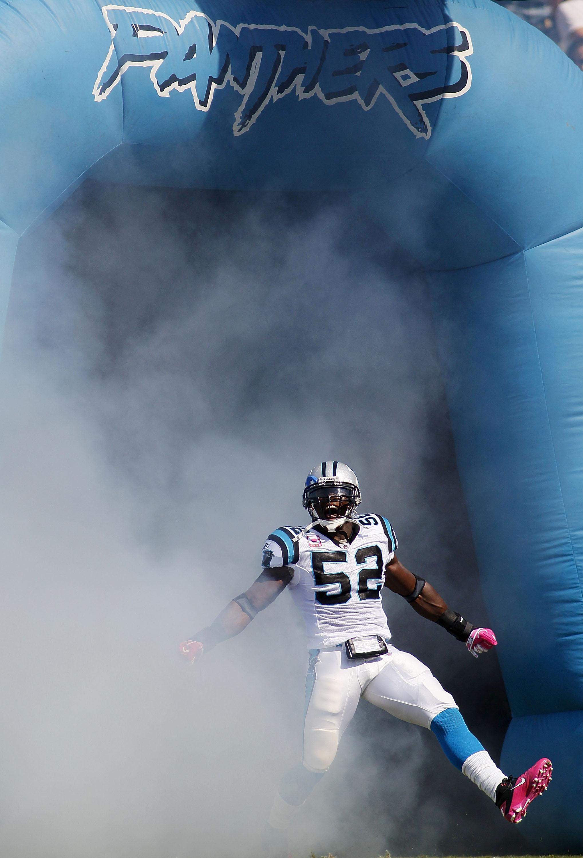 CHARLOTTE, NC - OCTOBER 10: Linebacker Jon Beason #52 of the Carolina Panthers is introduced prior to the Panthers game against the Chicago Bears at Bank of America Stadium on October 10, 2010 in Charlotte, North Carolina. (Photo by Geoff Burke/Getty Ima CHARLOTTE, NC - OCTOBER 10: Linebacker Jon Beason #52 of the Carolina Panthers is introduced prior to the Panthers game against the Chicago Bears at Bank of America Stadium on October 10, 2010 in Charlotte, North Carolina. (Photo by Geoff Burke/Getty Ima