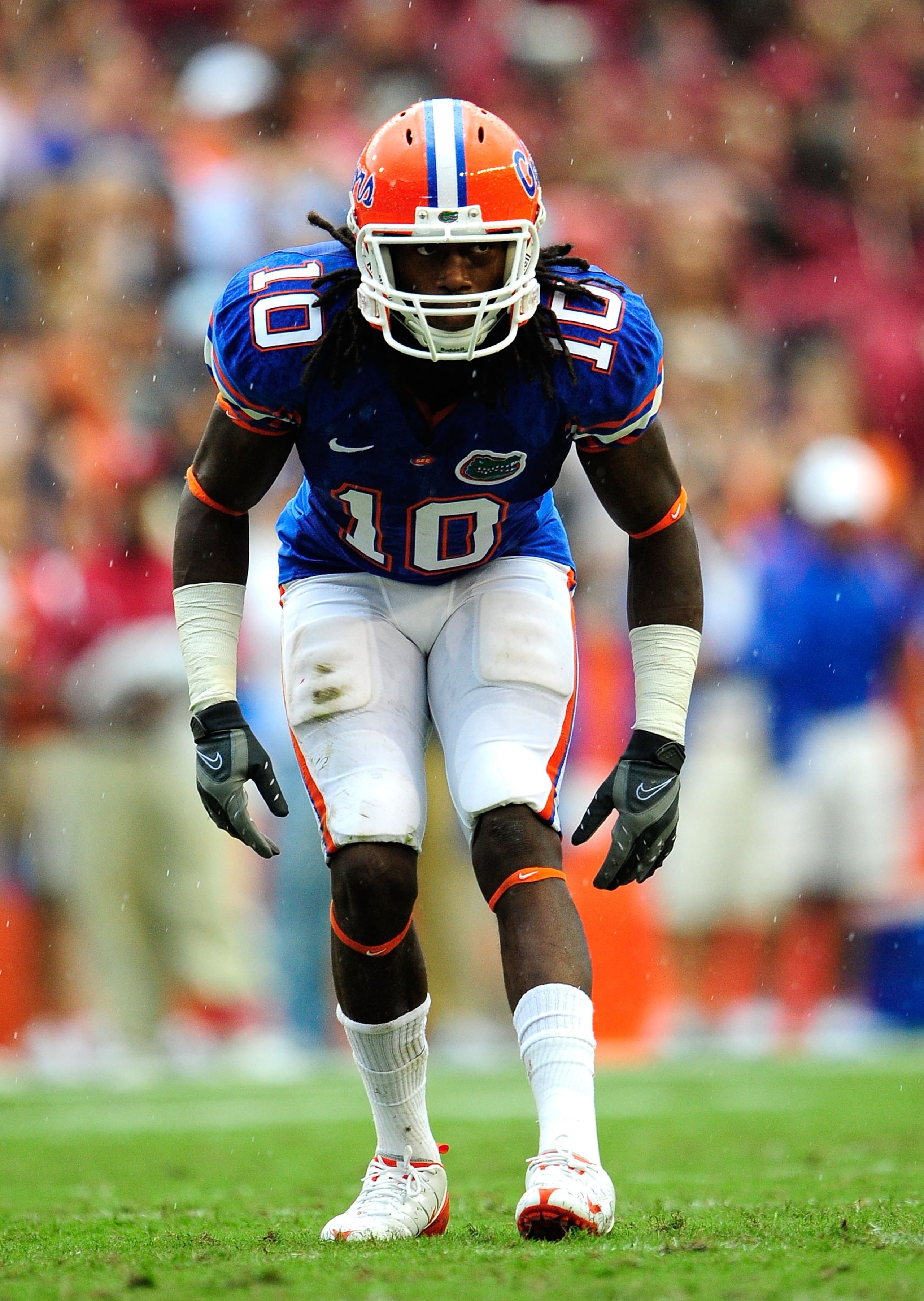 GAINESVILLE, FL - SEPTEMBER 12:  Will Hill #10 of the Florida Gators lines up during the game against the Troy Trojans at Ben Hill Griffin Stadium on September 12, 2009 in Gainesville, Florida.  (Photo by Sam Greenwood/Getty Images)