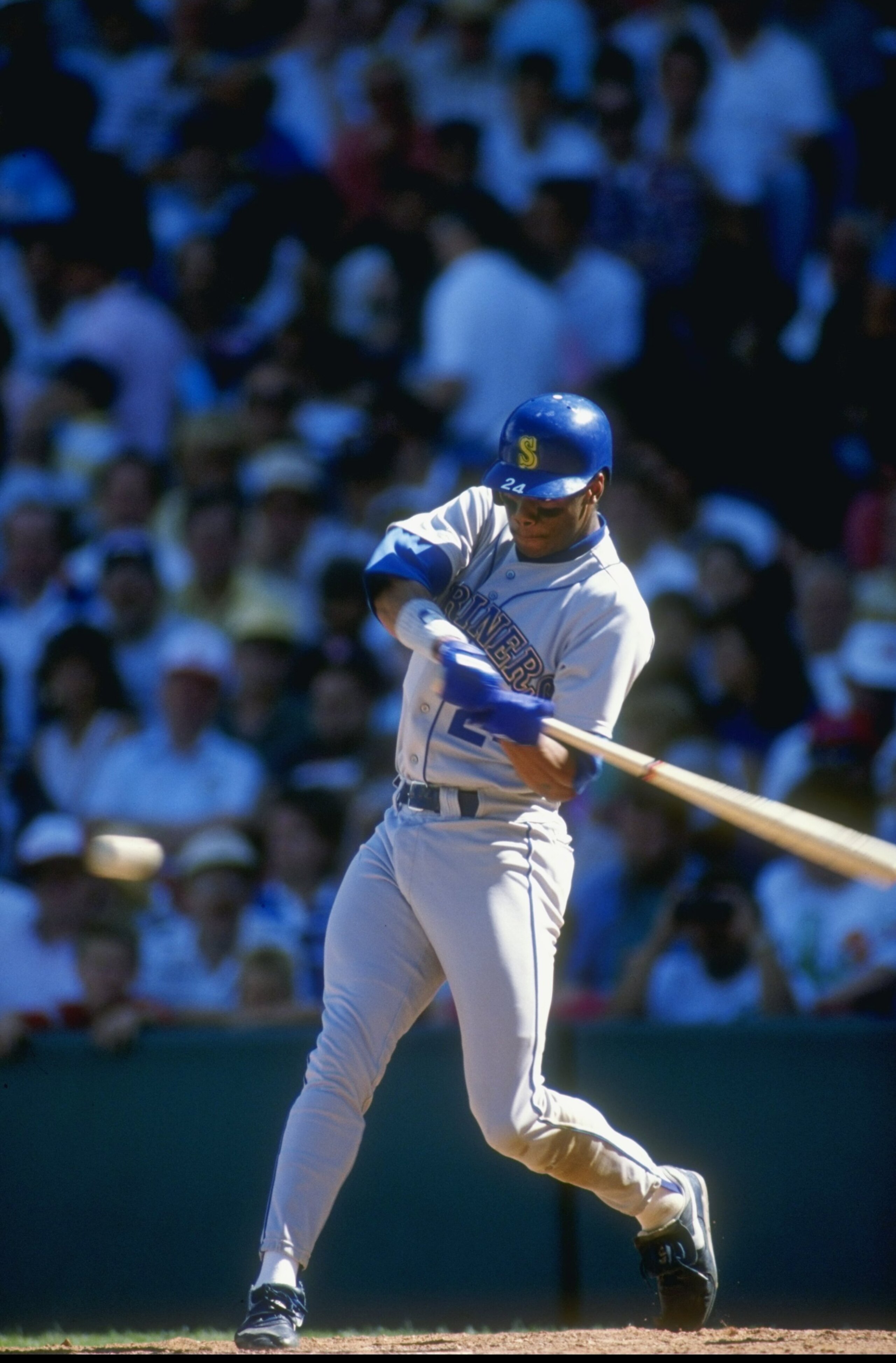 1989: Ken Griffey Jr. of the Seattle Mariners swings to hit the ball during a game. Mandatory Credit: Jonathan Daniel /Allsport 1989: Ken Griffey Jr. of the Seattle Mariners swings to hit the ball during a game. Mandatory Credit: Jonathan Daniel /Allsport