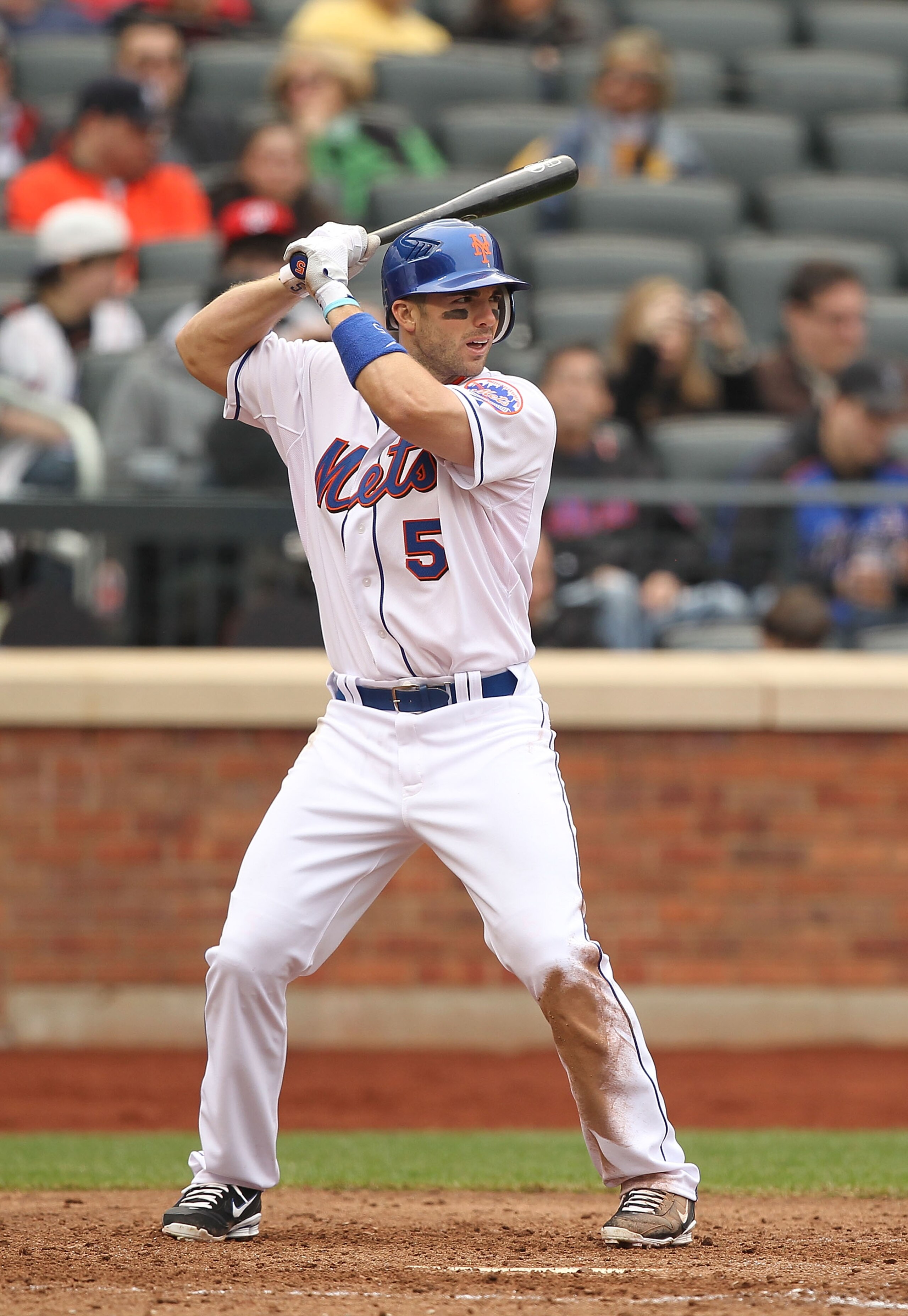 NEW YORK, NY - APRIL 10:  David Wright #5 of the New York Mets in action against the Washington Nationals during their game on April 10, 2011 at Citi Field in the Flushing neighborhood of the Queens borough of New York City.  (Photo by Al Bello/Getty Imag