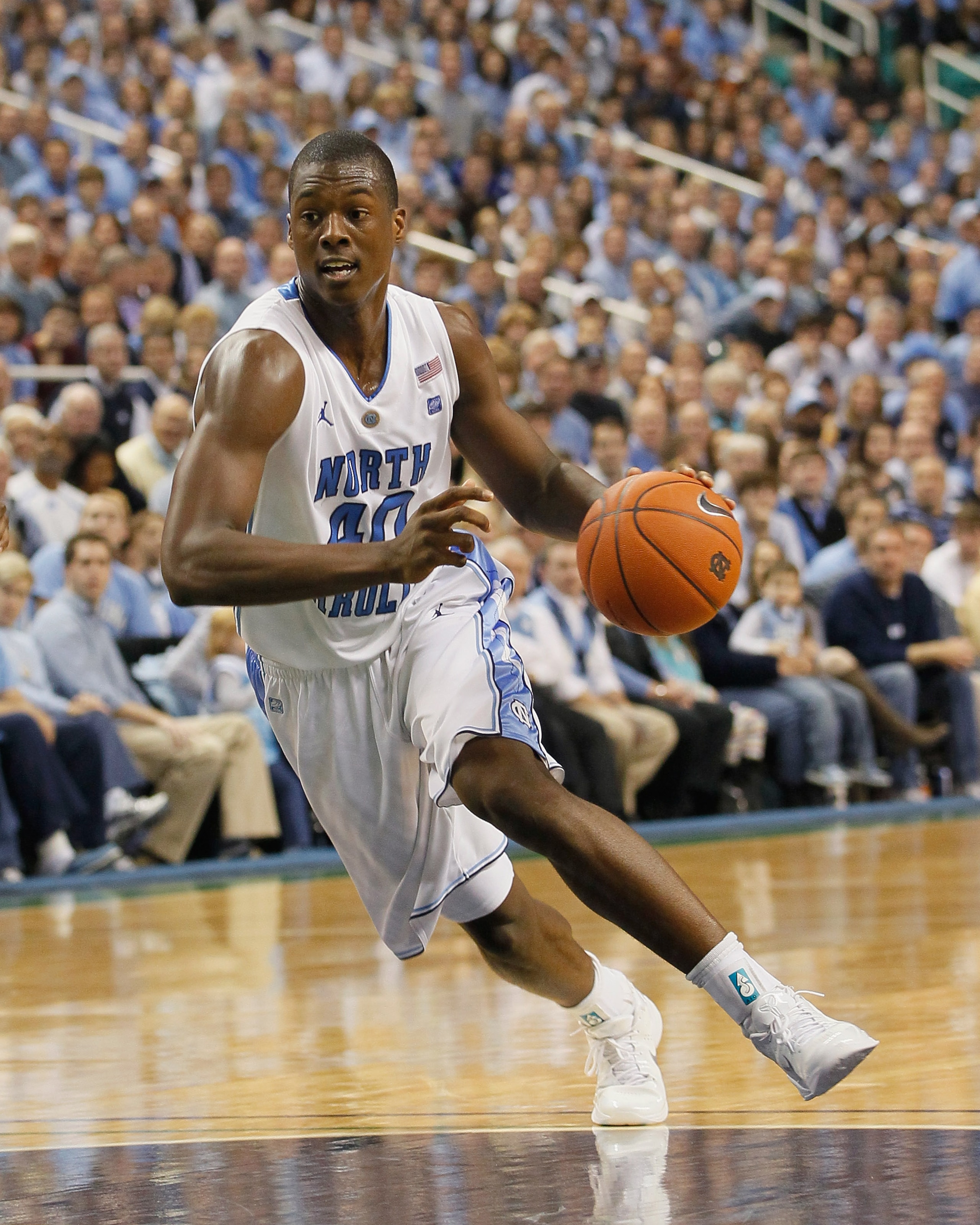 GREENSBORO, NC - DECEMBER 18:  Harrison Barnes #40 of the North Carolina Tar Heels against the Texas Longhorns at Greensboro Coliseum on December 18, 2010 in Greensboro, North Carolina.  (Photo by Kevin C. Cox/Getty Images)