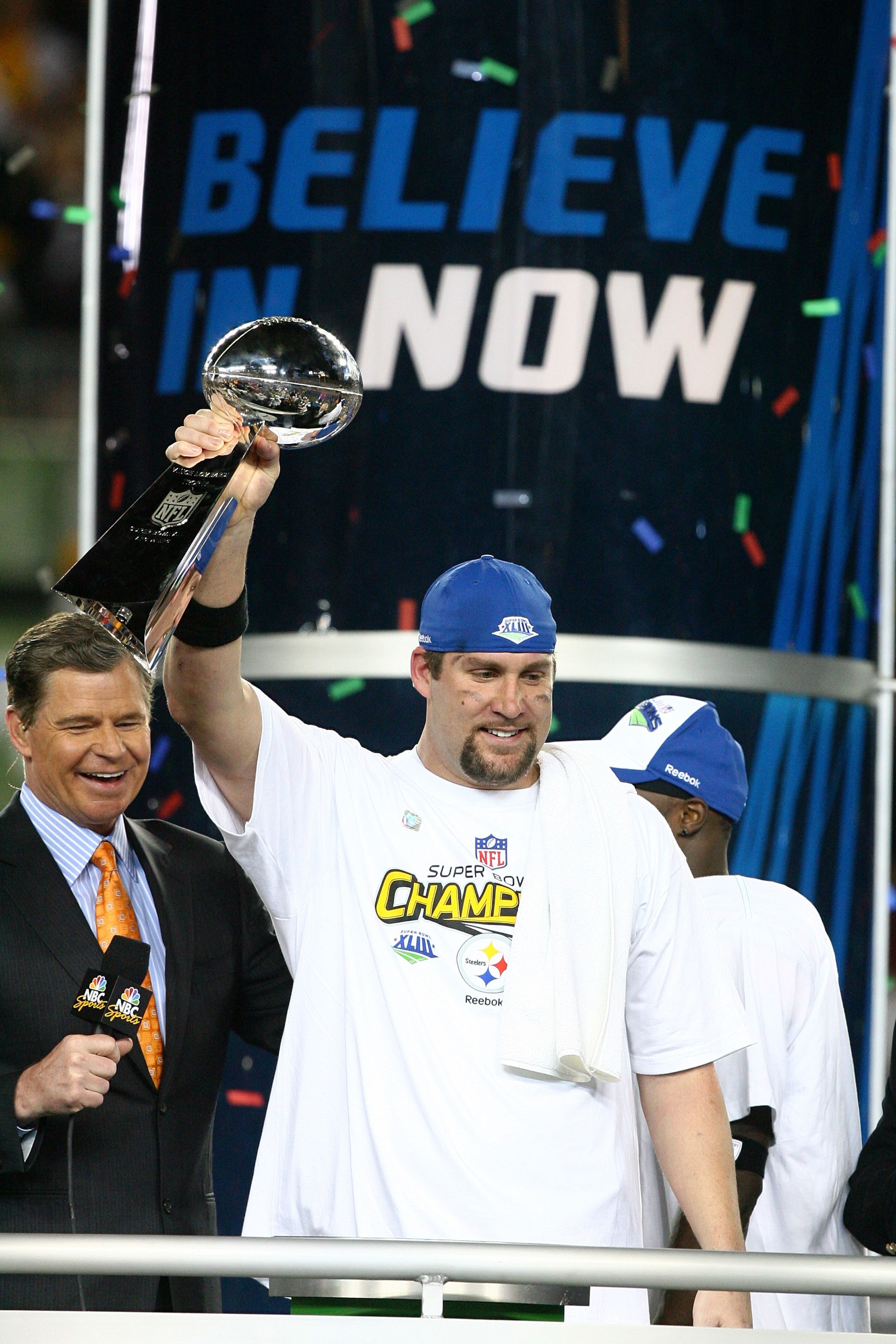 TAMPA, FL - FEBRUARY 01: Quarterback Ben Roethlisberger #7 of the Pittsburgh Steelers celebrates with the Vince Lombardi trophy after the Steelers won 27-23 against the Arizona Cardinals during Super Bowl XLIII on February 1, 2009 at Raymond James Stadiu TAMPA, FL - FEBRUARY 01: Quarterback Ben Roethlisberger #7 of the Pittsburgh Steelers celebrates with the Vince Lombardi trophy after the Steelers won 27-23 against the Arizona Cardinals during Super Bowl XLIII on February 1, 2009 at Raymond James Stadiu