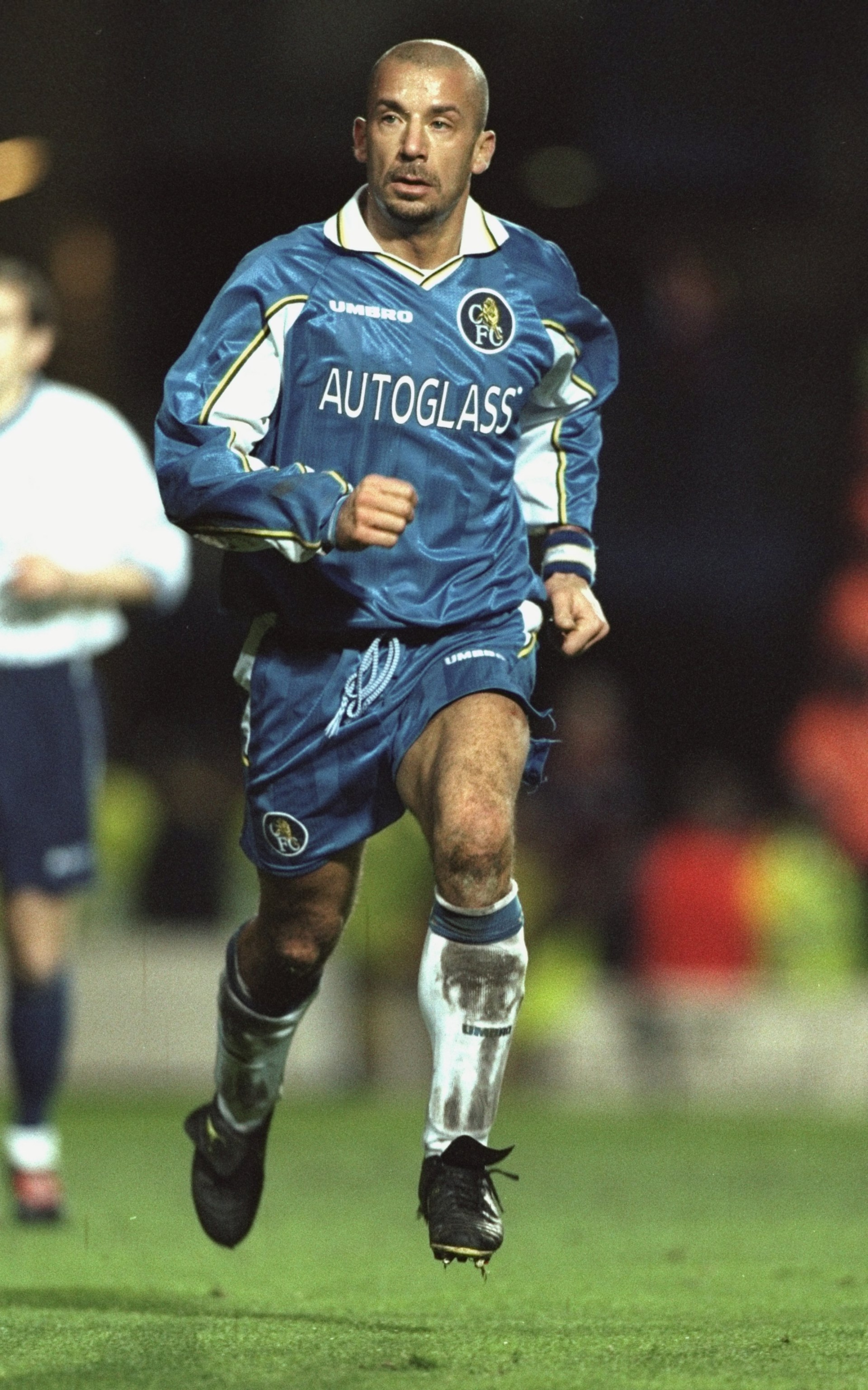 19 Dec 1998: Gianluca Vialli of Chelsea in action during the FA Carling Premiership match against Tottenham Hotspur played at Stamford Bridge in London, England. The match finished in a 2-0 win for Chelsea. \ Mandatory Credit: Allsport UK /Allsport 19 Dec 1998: Gianluca Vialli of Chelsea in action during the FA Carling Premiership match against Tottenham Hotspur played at Stamford Bridge in London, England. The match finished in a 2-0 win for Chelsea. \ Mandatory Credit: Allsport UK /Allsport