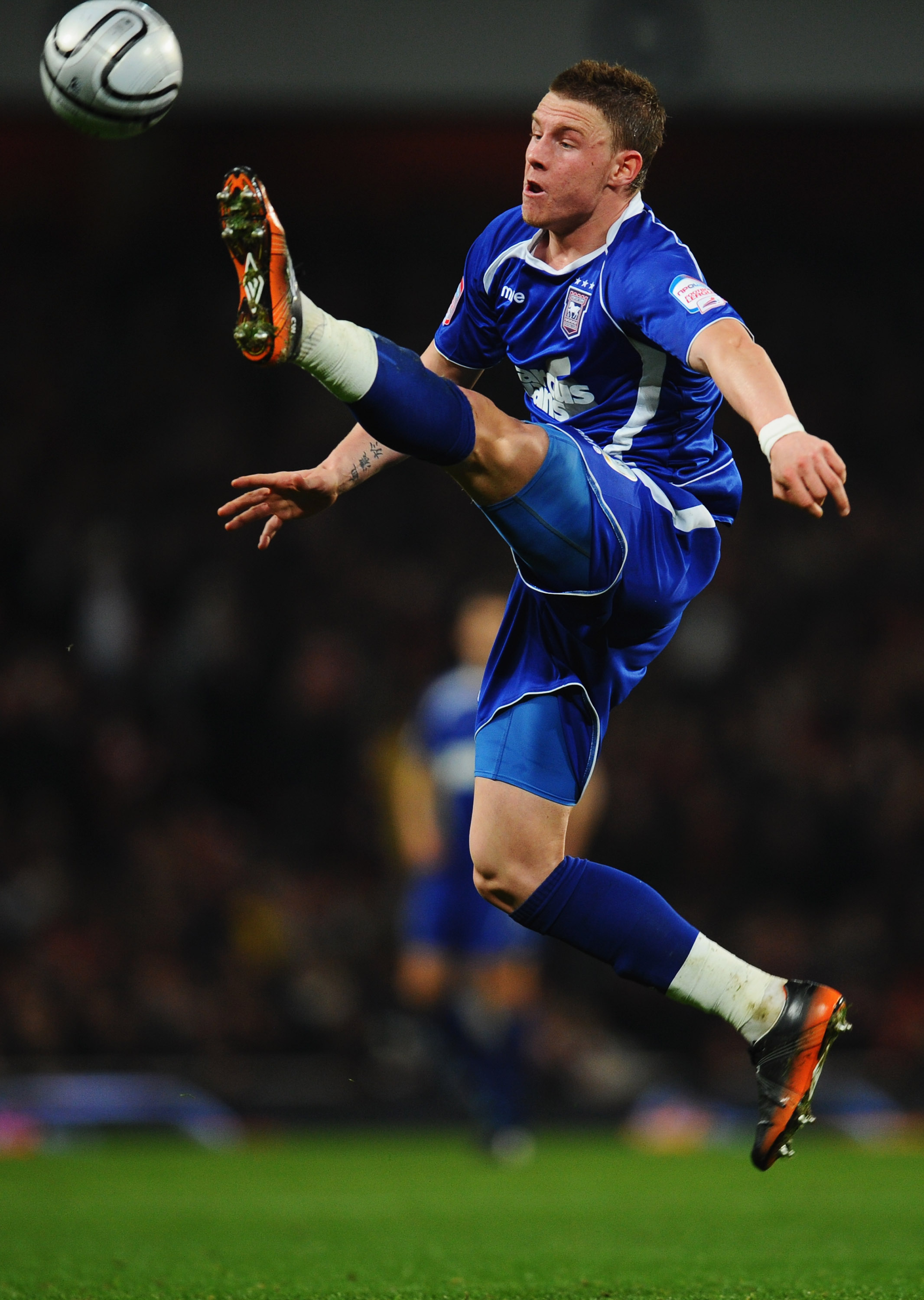 LONDON, ENGLAND - JANUARY 25:  Connor Wickham of Ipswich Town in action during the Carling Cup Semi Final Second Leg match between Arsenal and Ipswich Town at Emirates Stadium on January 25, 2011 in London, England.  (Photo by Clive Mason/Getty Images)