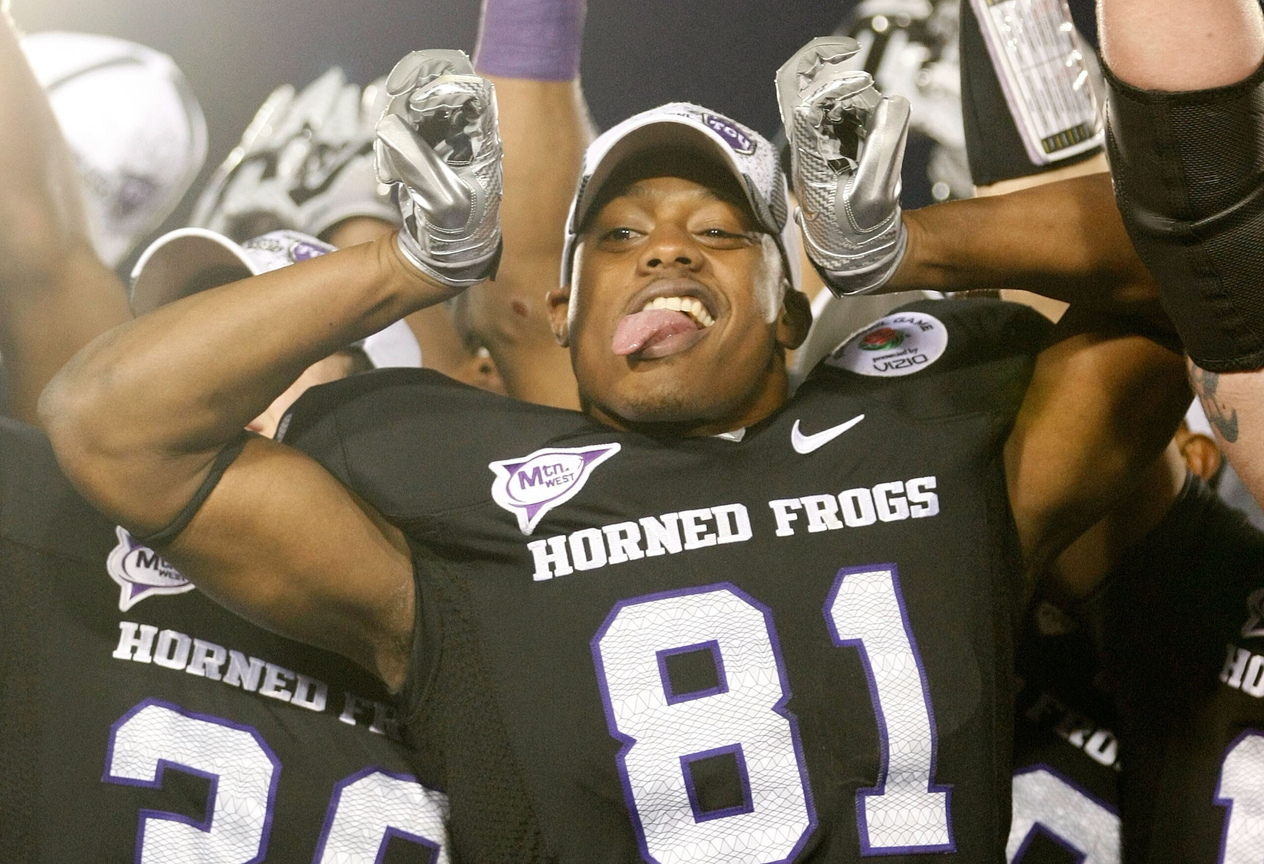 PASADENA, CA - JANUARY 01:  Wide receiver Alonzo Adams #81 of the TCU Horned Frogs celebrates after defeating the Wisconsin Badgers 21-19 in the 97th Rose Bowl game on January 1, 2011 in Pasadena, California.  (Photo by Jeff Gross/Getty Images)