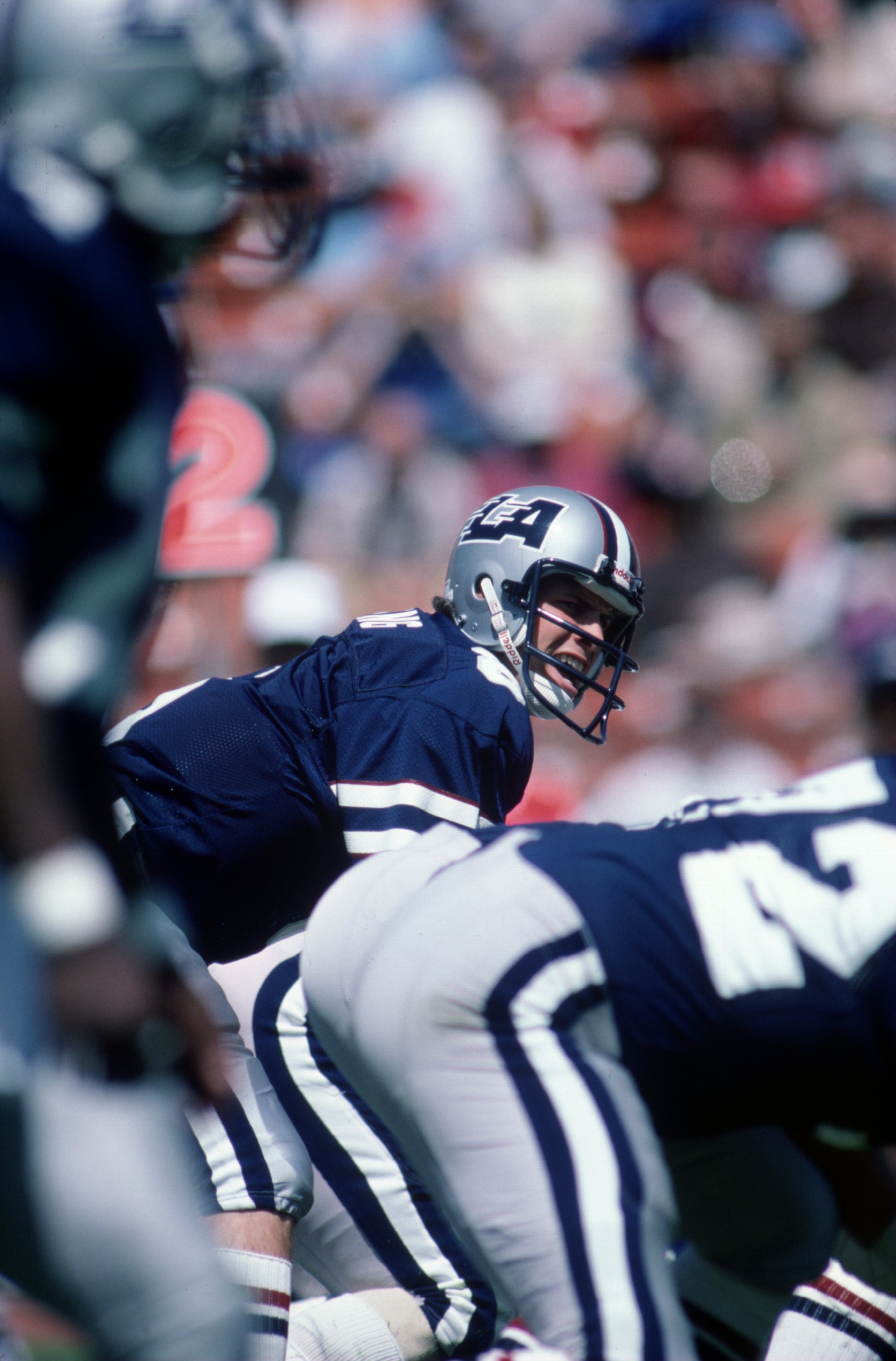 Apr 1984: Quarterback Steve Young of the LA Express under center during a game in Los Angeles, California. Mandatory Credit: Allsport USA/ALLSPORT Apr 1984: Quarterback Steve Young of the LA Express under center during a game in Los Angeles, California. Mandatory Credit: Allsport USA/ALLSPORT
