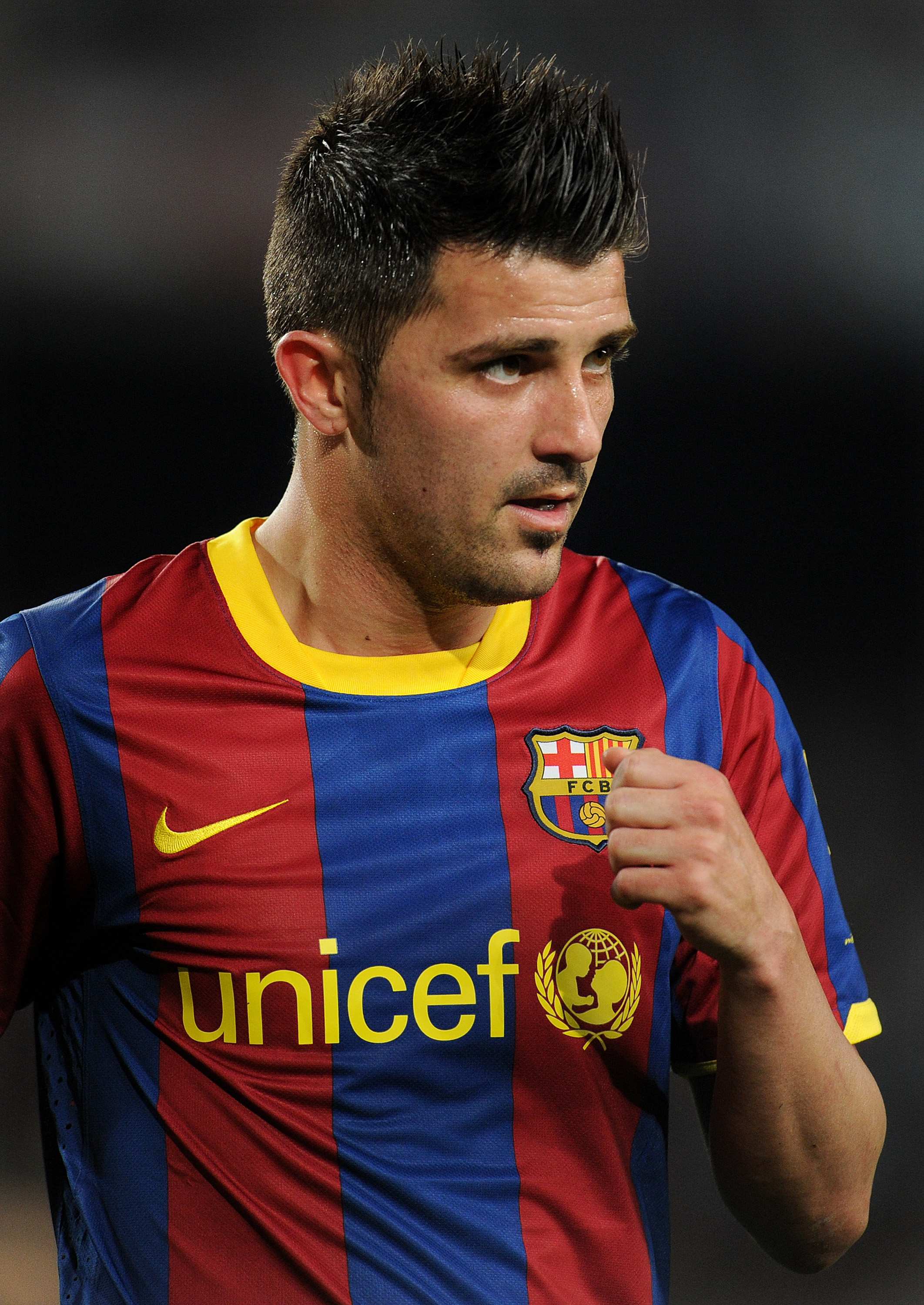 BARCELONA, SPAIN - APRIL 09:  David Villa of Barcelona looks on during the la Liga match between FC Barcelona and UD Almeria at the Camp Nou stadium on April 9, 2011 in Barcelona, Spain.  (Photo by Jasper Juinen/Getty Images)