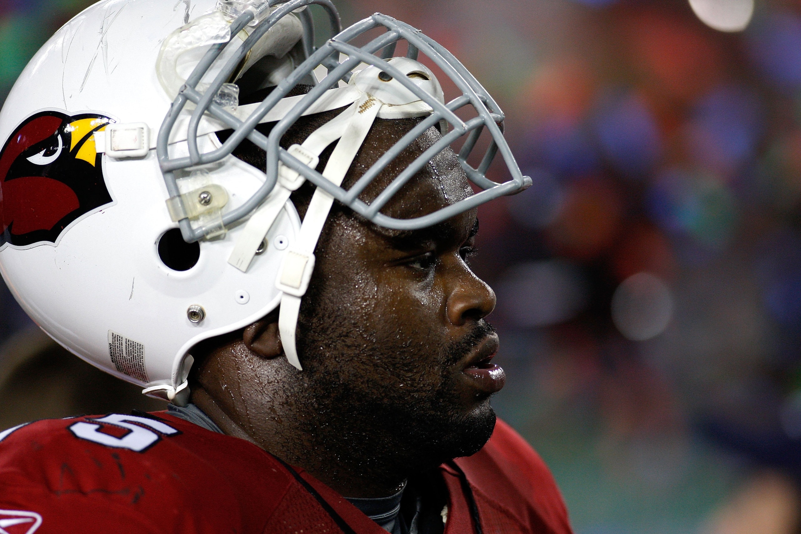 TAMPA, FL - FEBRUARY 01: Levi Brown #75 of the Arizona Cardinals walks off the field dejected after the Cardinals lost 27-23 to the Pittsburgh Steelers during Super Bowl XLIII on February 1, 2009 at Raymond James Stadium in Tampa, Florida. (Photo by Chr TAMPA, FL - FEBRUARY 01: Levi Brown #75 of the Arizona Cardinals walks off the field dejected after the Cardinals lost 27-23 to the Pittsburgh Steelers during Super Bowl XLIII on February 1, 2009 at Raymond James Stadium in Tampa, Florida. (Photo by Chr