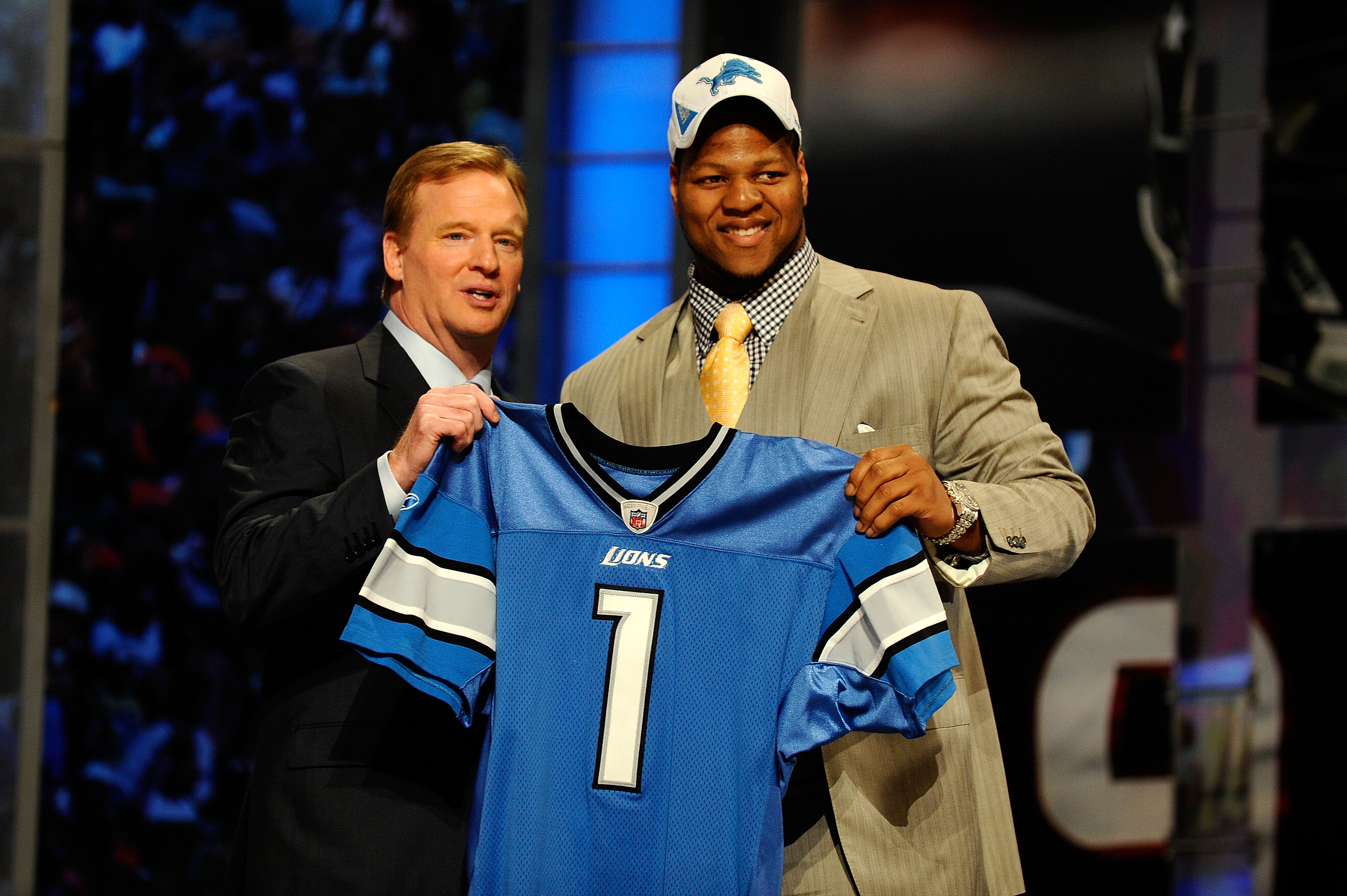 The Lions did SURPRISINGLY well in the NFL Draft! - Swagu loves Detroit's  draft picks