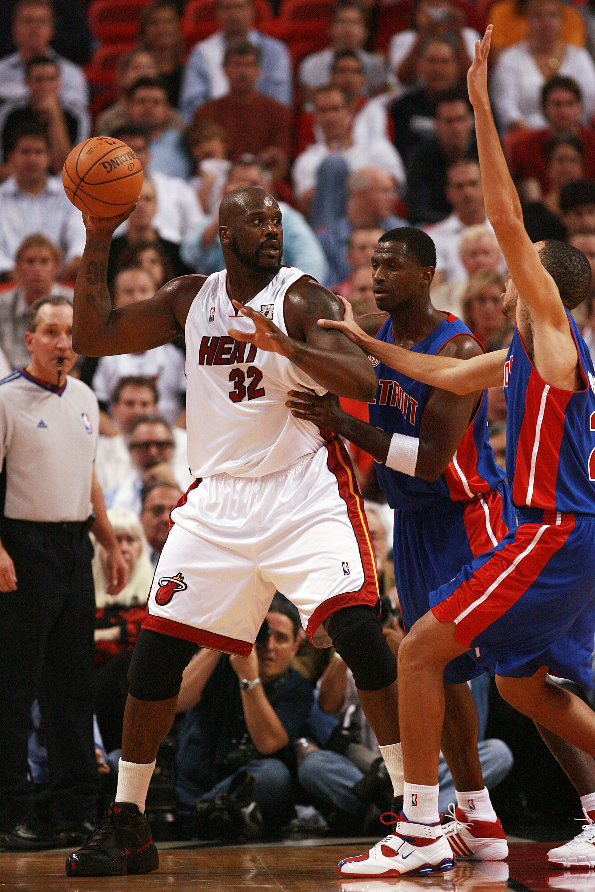 Wade, O'Neal lead hot Heat past Knicks
