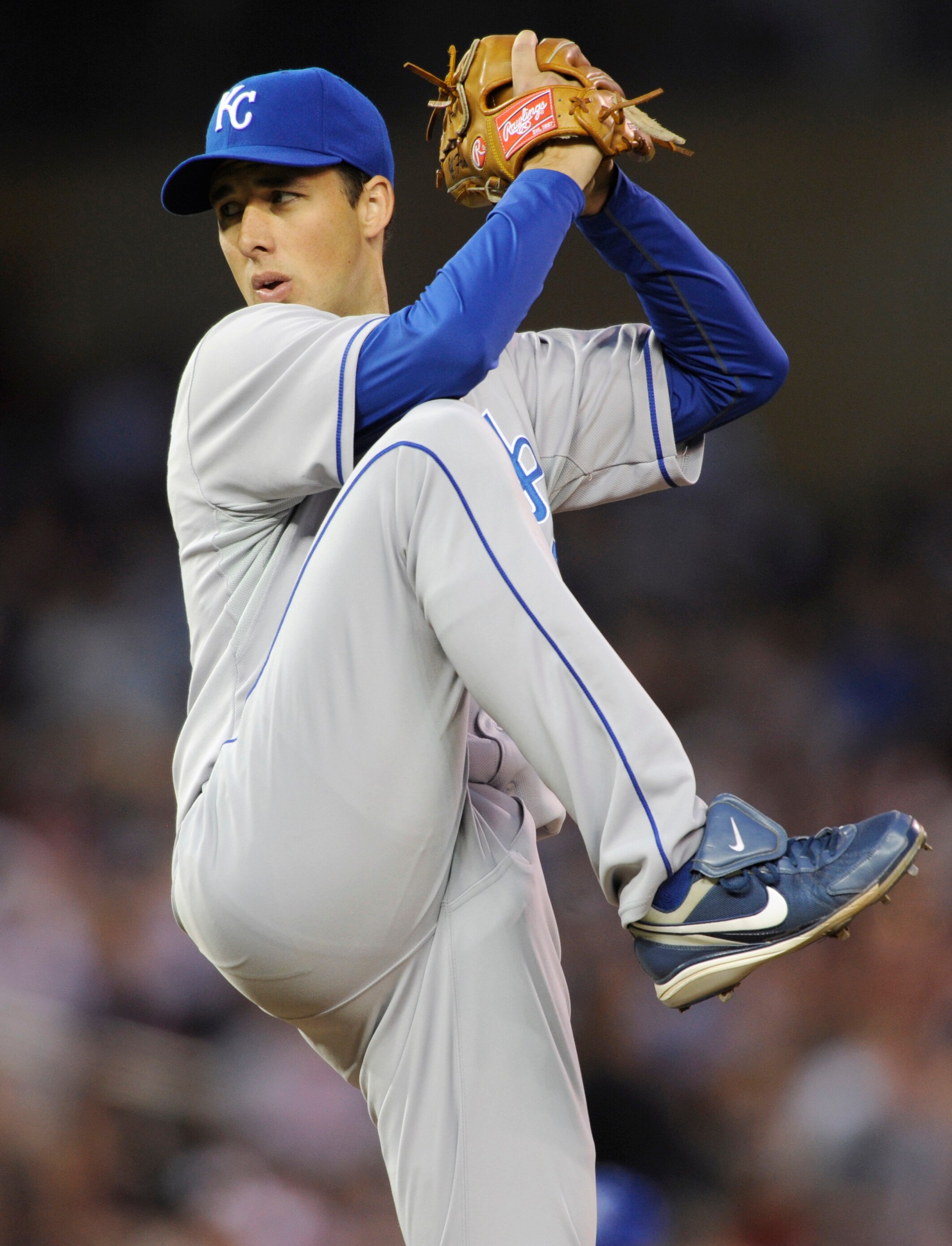 MINNEAPOLIS, MN - APRIL 12: Jeff Francis #26 of the Kansas City Royals pitches against the Minnesota Twins during the third inning of their game on April 12, 2011 at Target Field in Minneapolis, Minnesota. (Photo by Hannah Foslien/Getty Images)