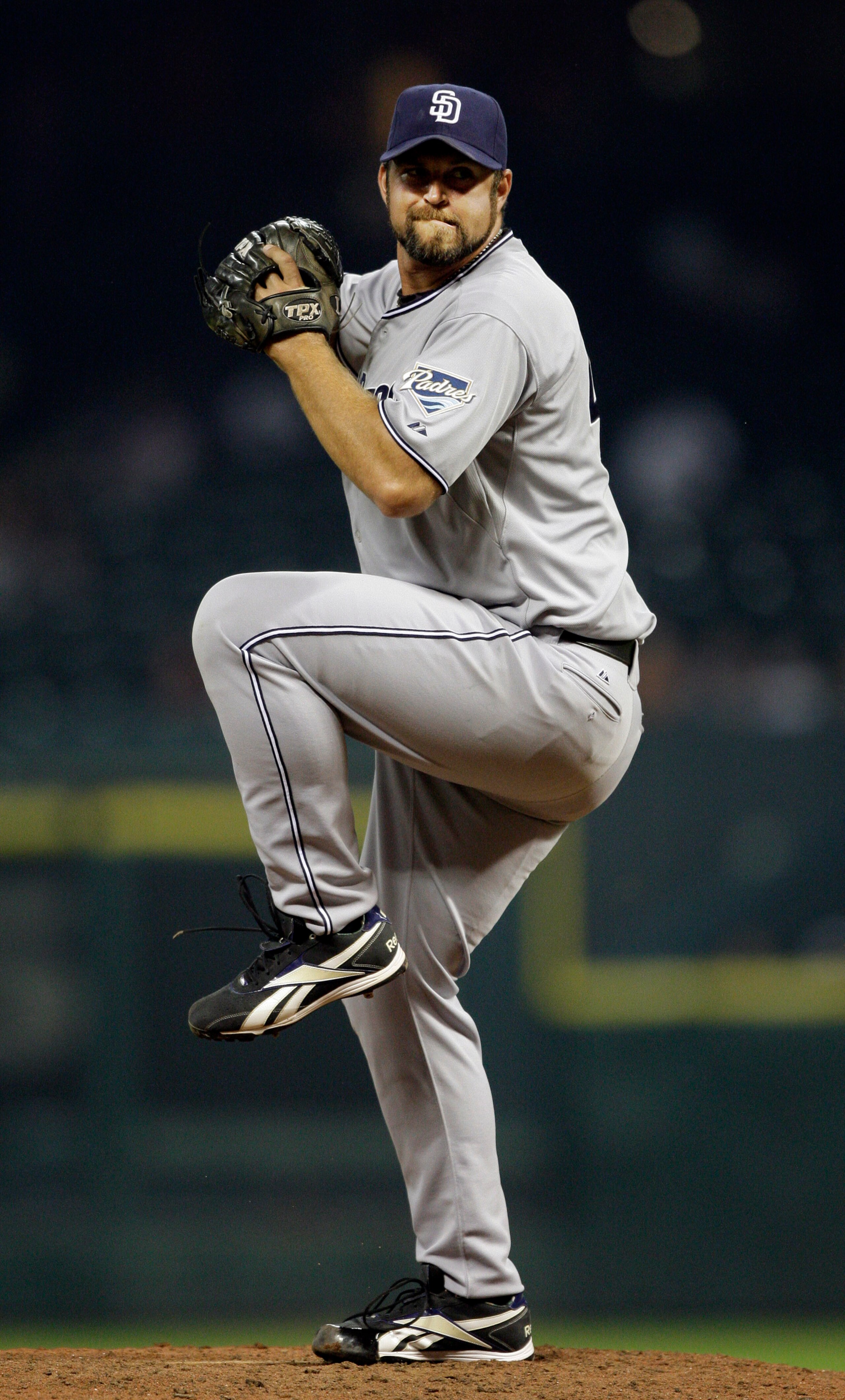 HOUSTON - APRIL 15: Pitcher Heath Bell #21 of the San Diego Padres throws in the ninth inning against the Houston Astros at Minute Maid Park on April 15, 2011 in Houston, Texas. (Photo by Bob Levey/Getty Images) HOUSTON - APRIL 15: Pitcher Heath Bell #21 of the San Diego Padres throws in the ninth inning against the Houston Astros at Minute Maid Park on April 15, 2011 in Houston, Texas. (Photo by Bob Levey/Getty Images)