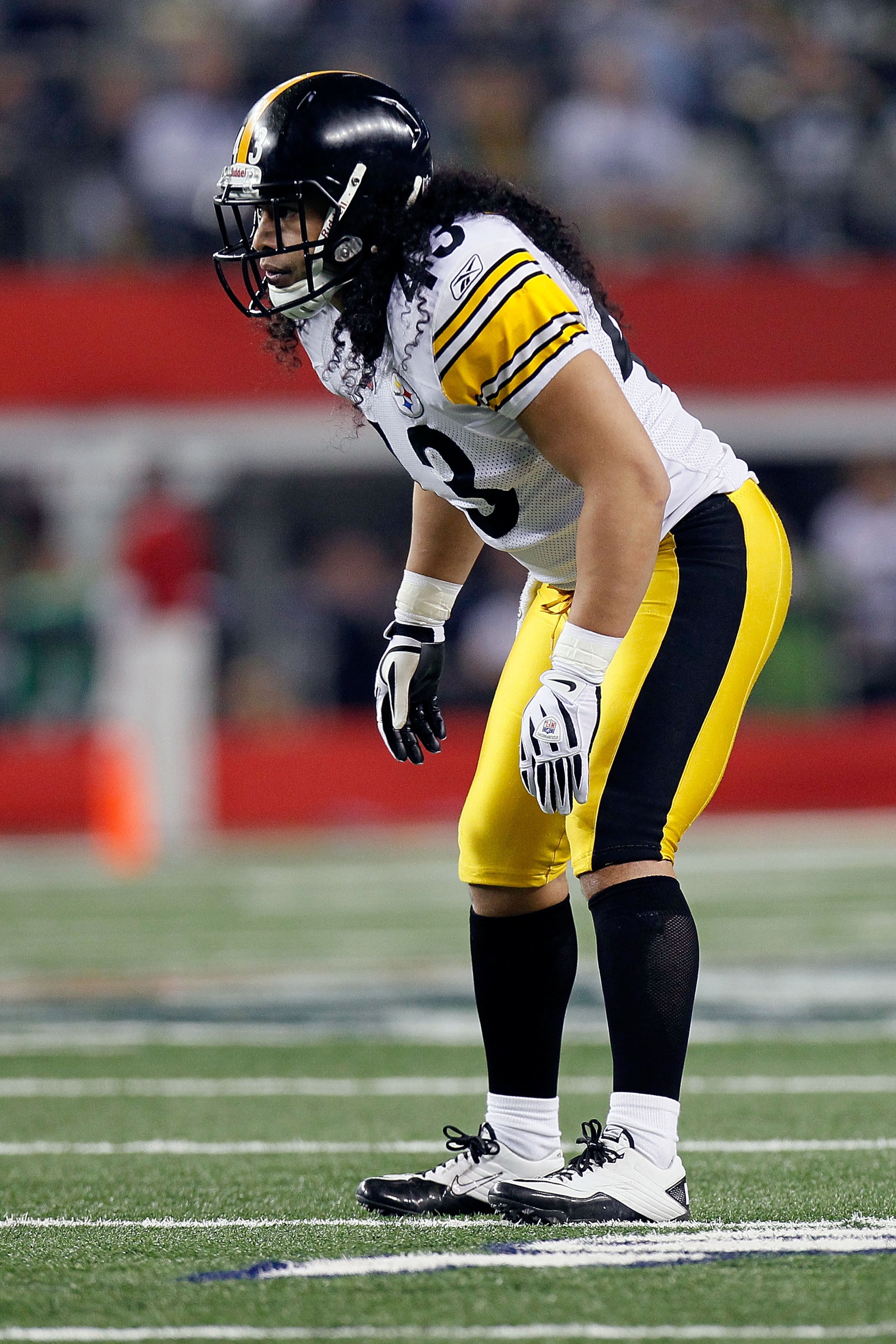 ARLINGTON, TX - FEBRUARY 06:  Troy Polamalu #43 of the Pittsburgh Steelers lines up on defense against the Green Bay Packers during Super Bowl XLV at Cowboys Stadium on February 6, 2011 in Arlington, Texas. The Packers won 31-25.  (Photo by Kevin C. Cox/G