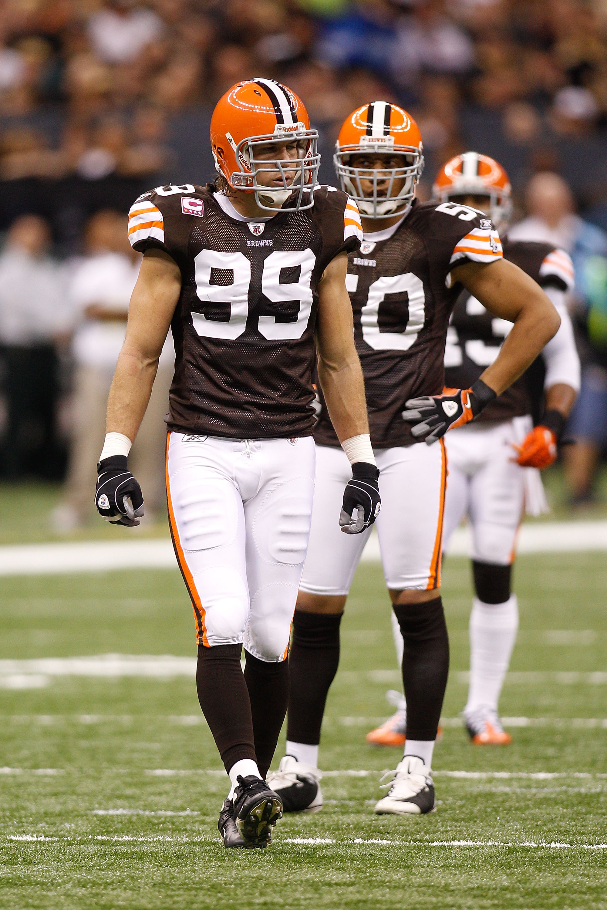 Injured Cleveland Browns running back Peyton Hillis (sock hat) watches from  the sidelines in the second quarter of an NFL football game against the St.  Louis Rams Sunday, Nov. 13, 2011, in