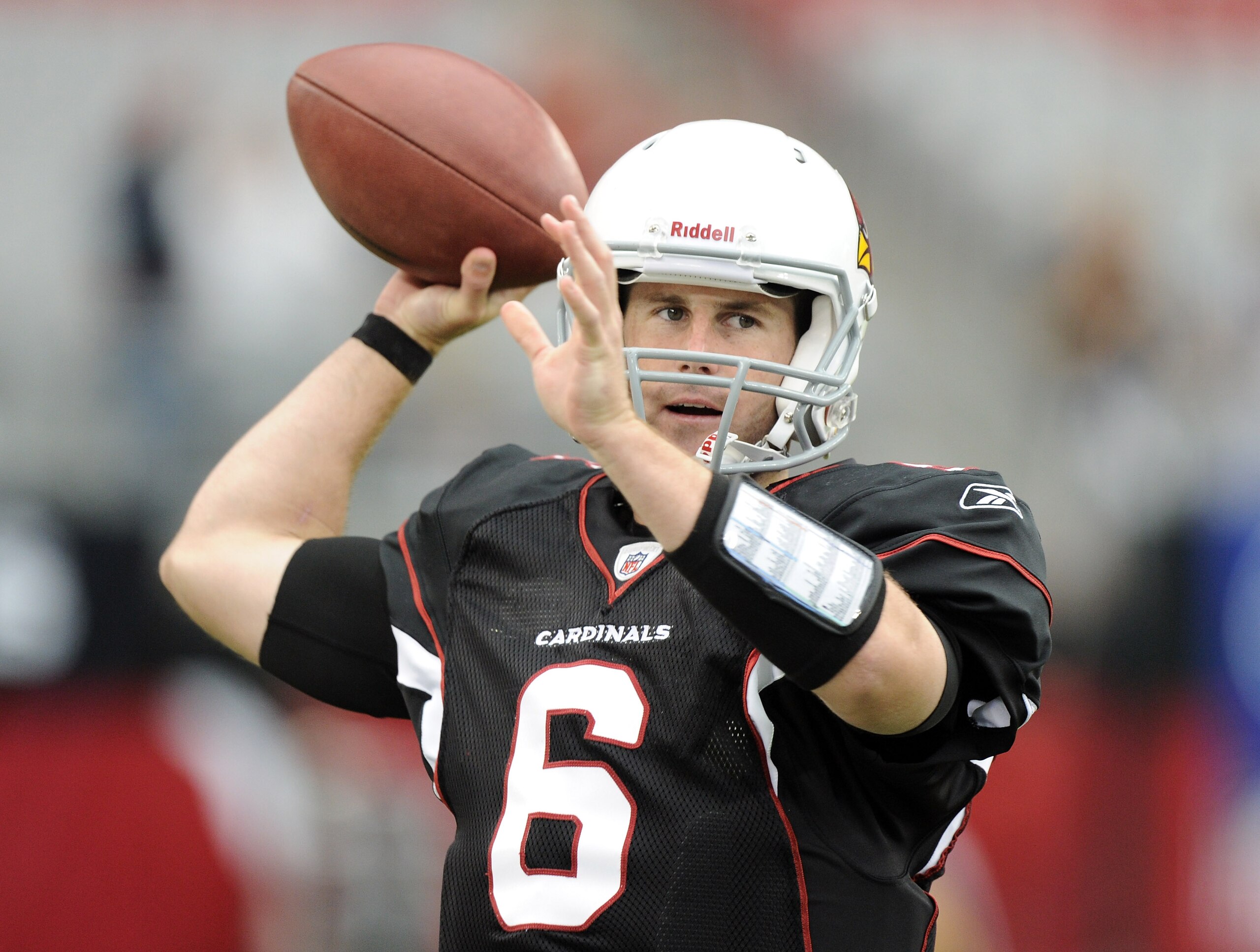GLENDALE, AZ - OCTOBER 31:  Max Hall #6 of the Arizona Cardinals warms up before the game against the Tampa Bay Buccaneers at University of Phoenix Stadium on October 31, 2010 in Glendale, Arizona.  (Photo by Harry How/Getty Images)
